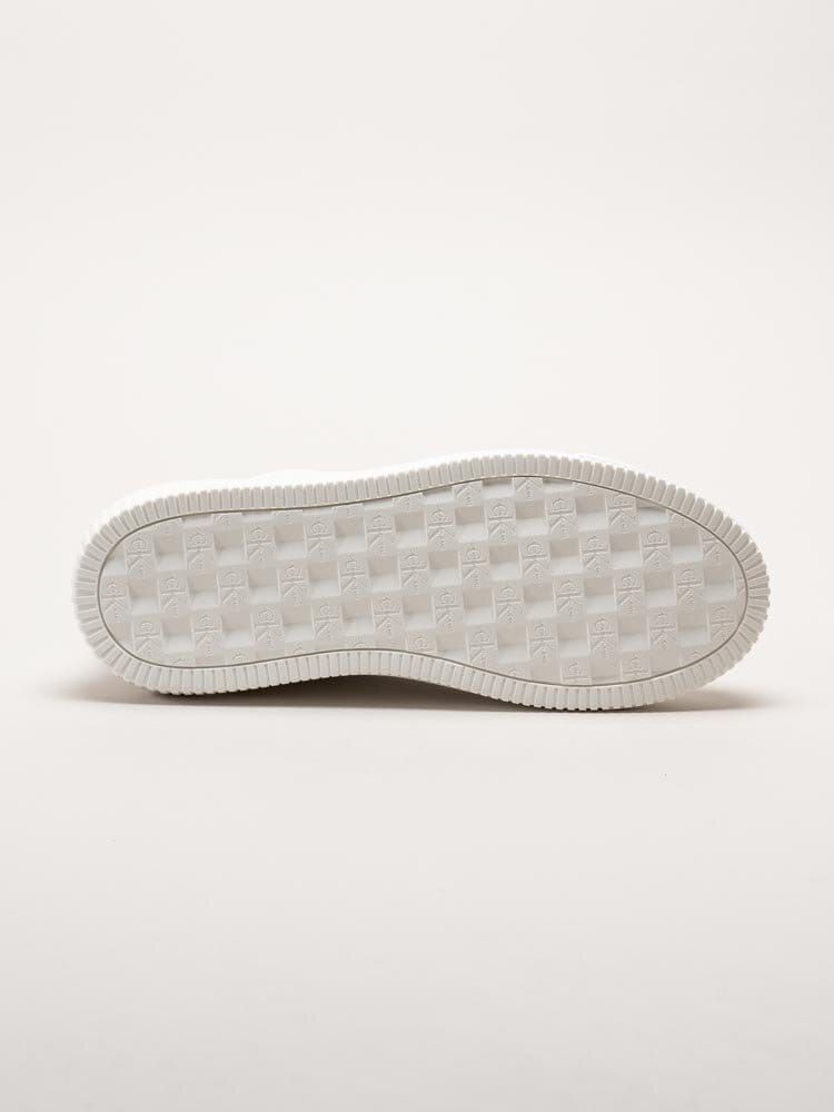 Calvin Klein - SEAMUS 20L - Vita sneakers i skinn