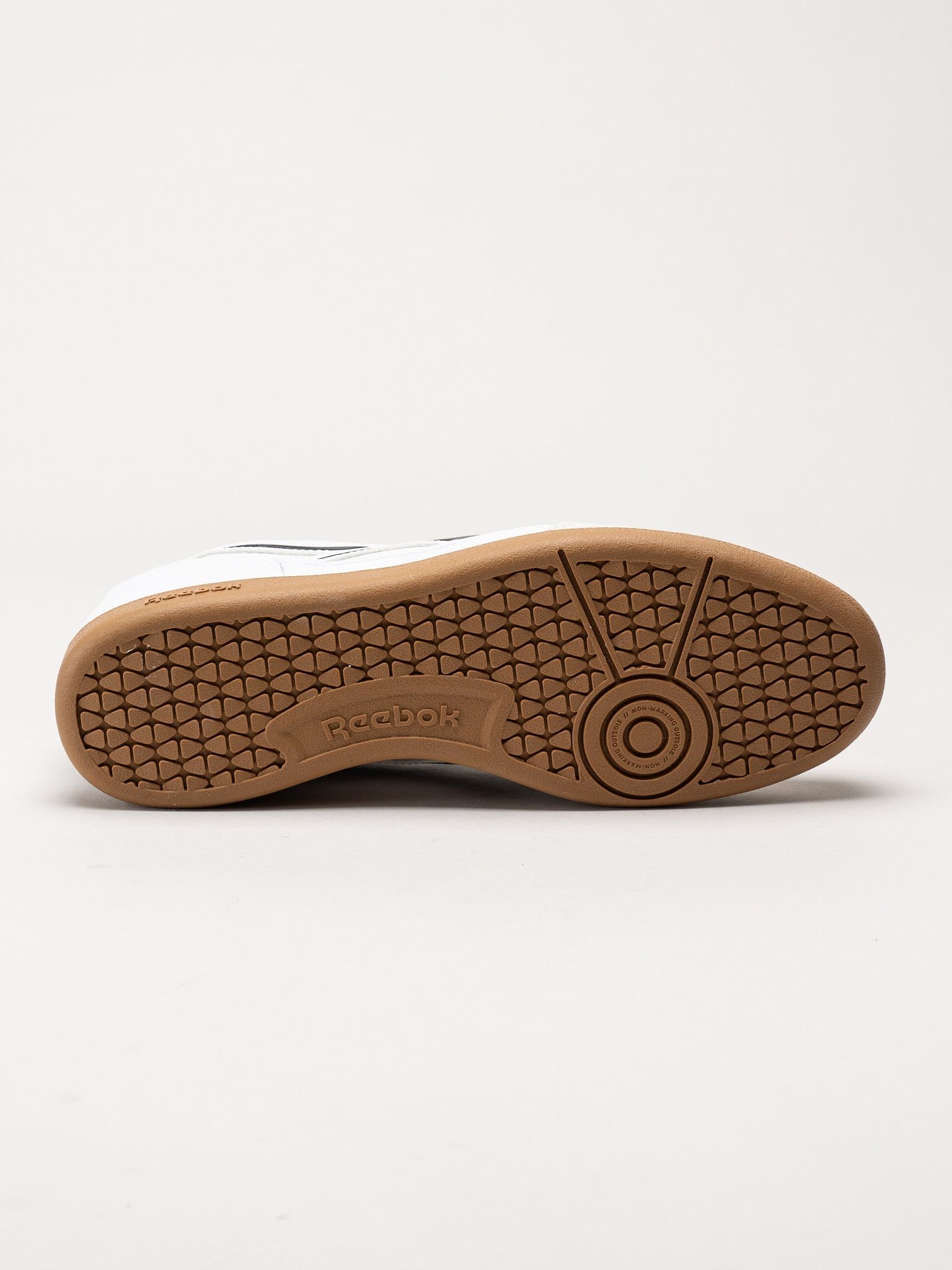 Reebok - Finale - Vita sneakers i skinn