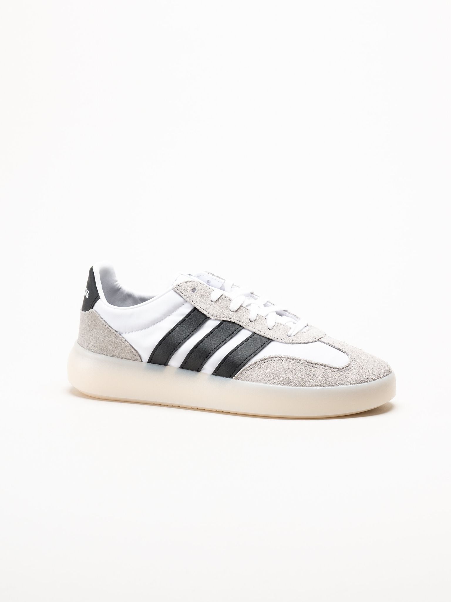 Adidas - Barreda Decode - Vita sneakers i nylon och mocka