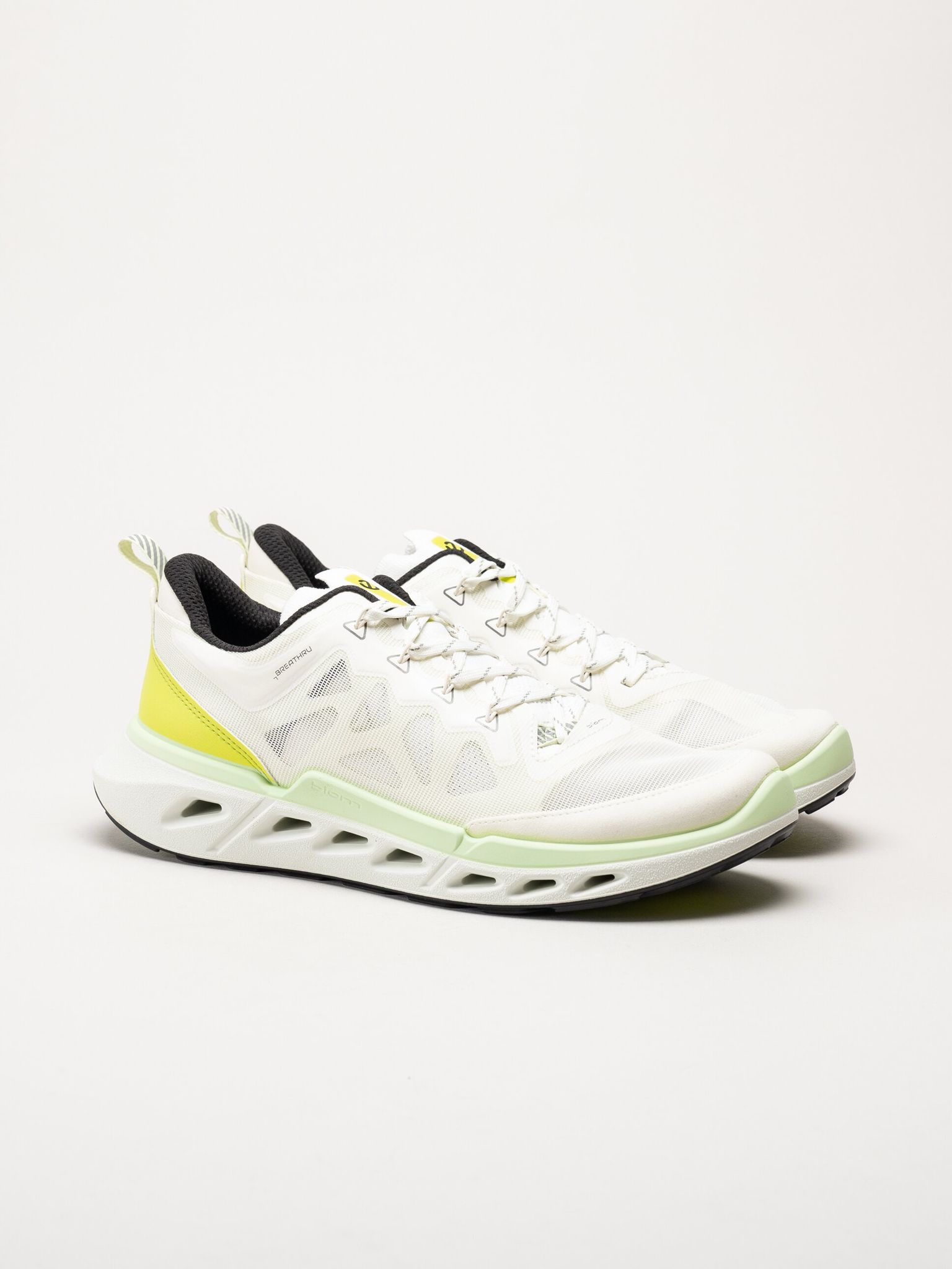 Ecco - Biom 720 Breathru - Vita sneakers i mesh