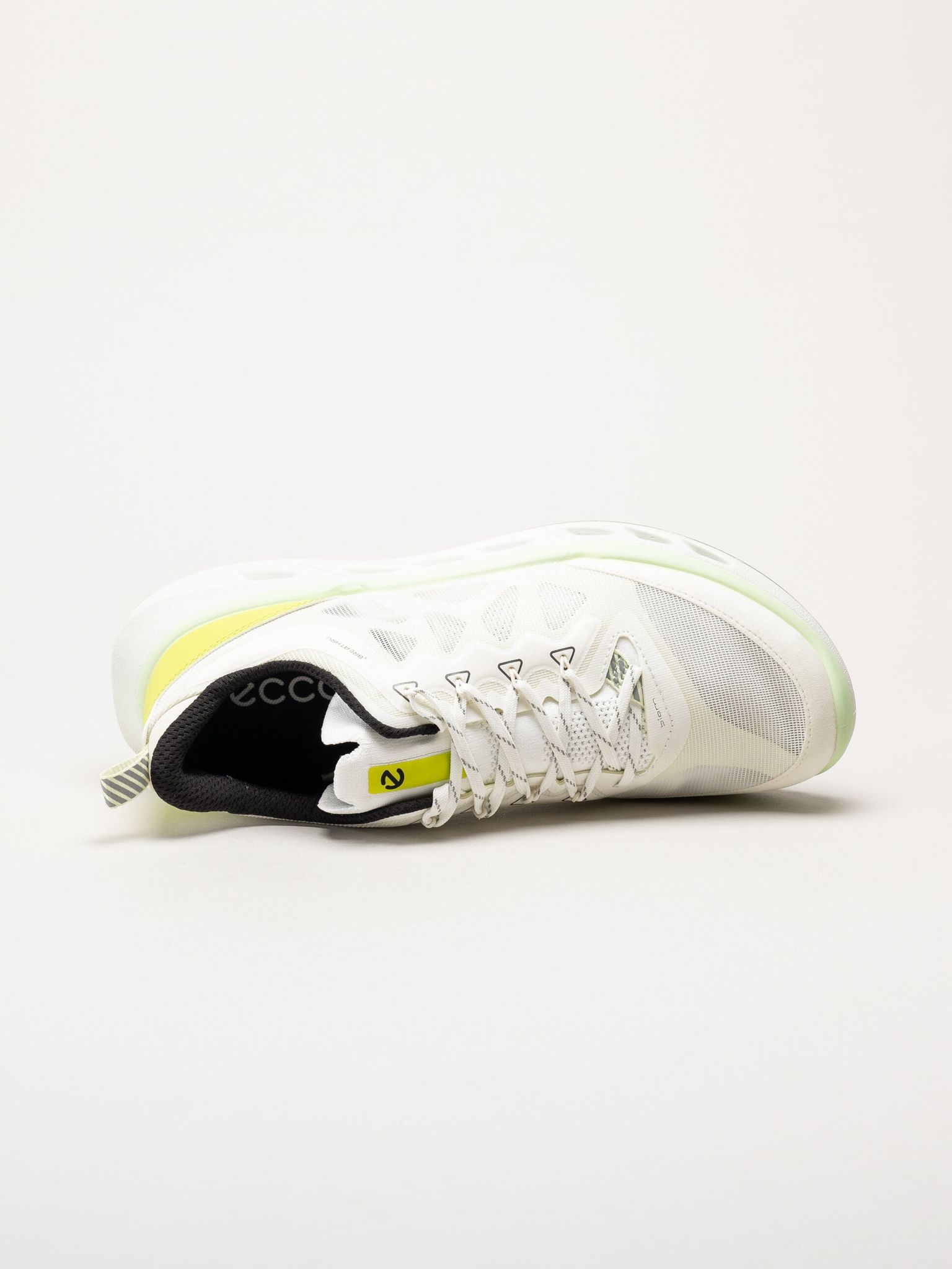 Ecco - Biom 720 Breathru - Vita sneakers i mesh