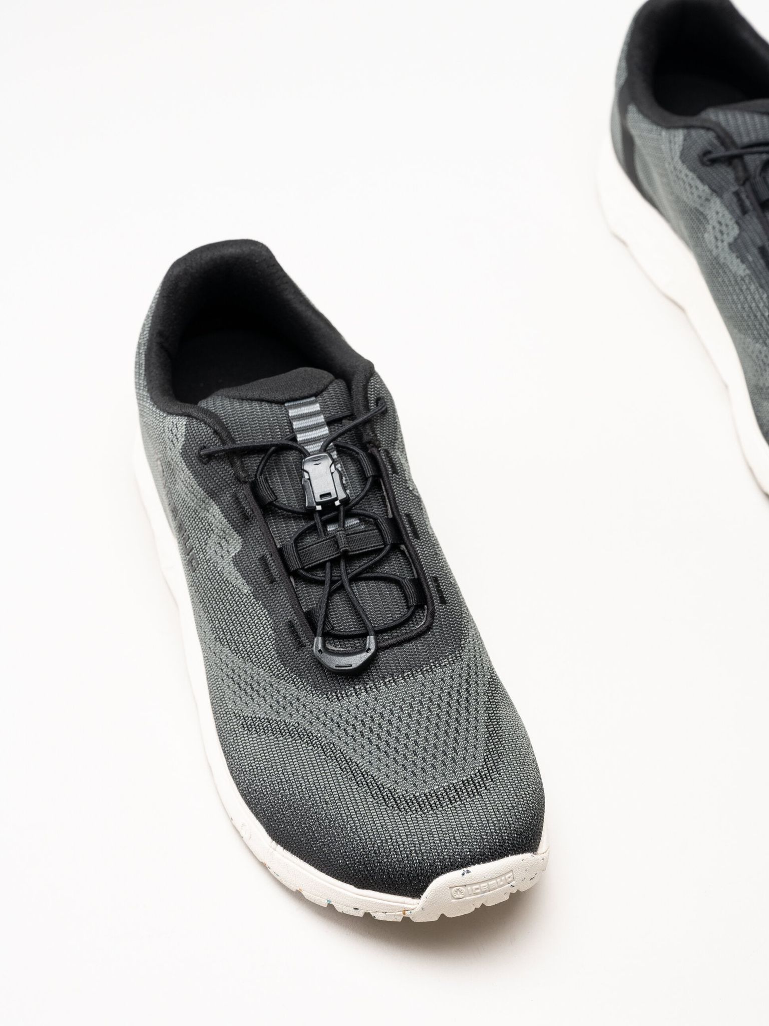 Icebug - Kaipa RB9X - Mörkgrå sneakers i mesh