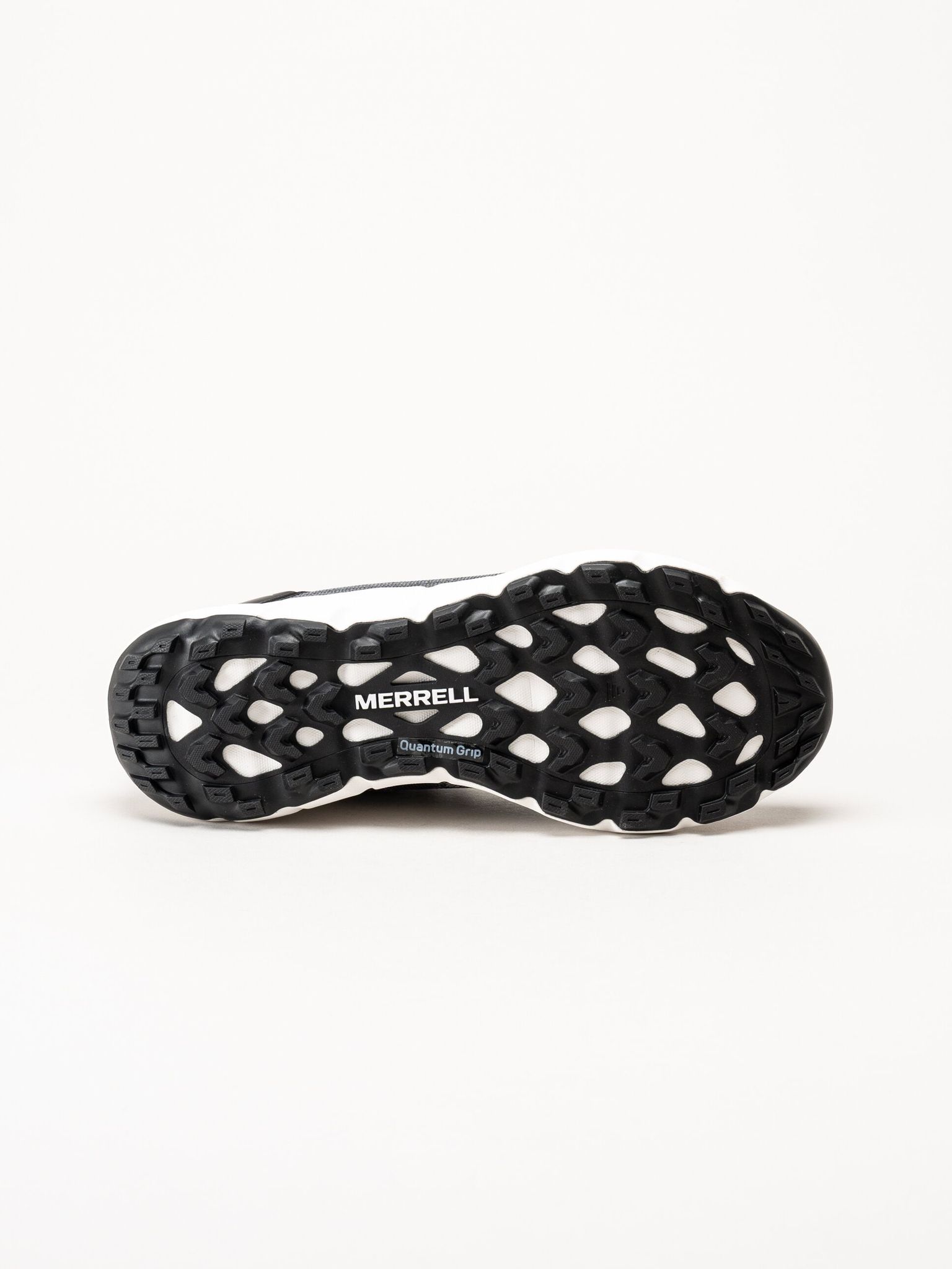 Merrell - Nova 4 - Svartvita sneakers i mesh