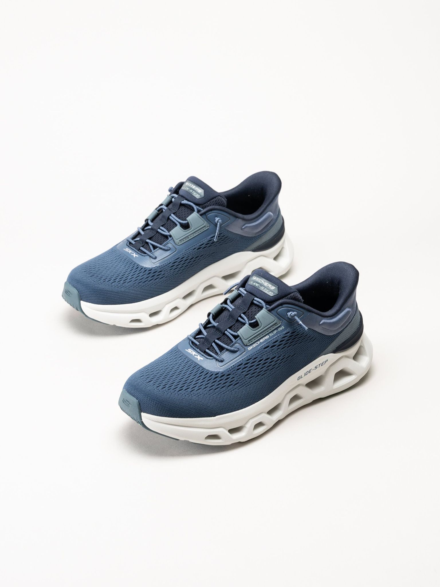 Skechers - Glide Step Altus - Marinblå sneakers i mesh