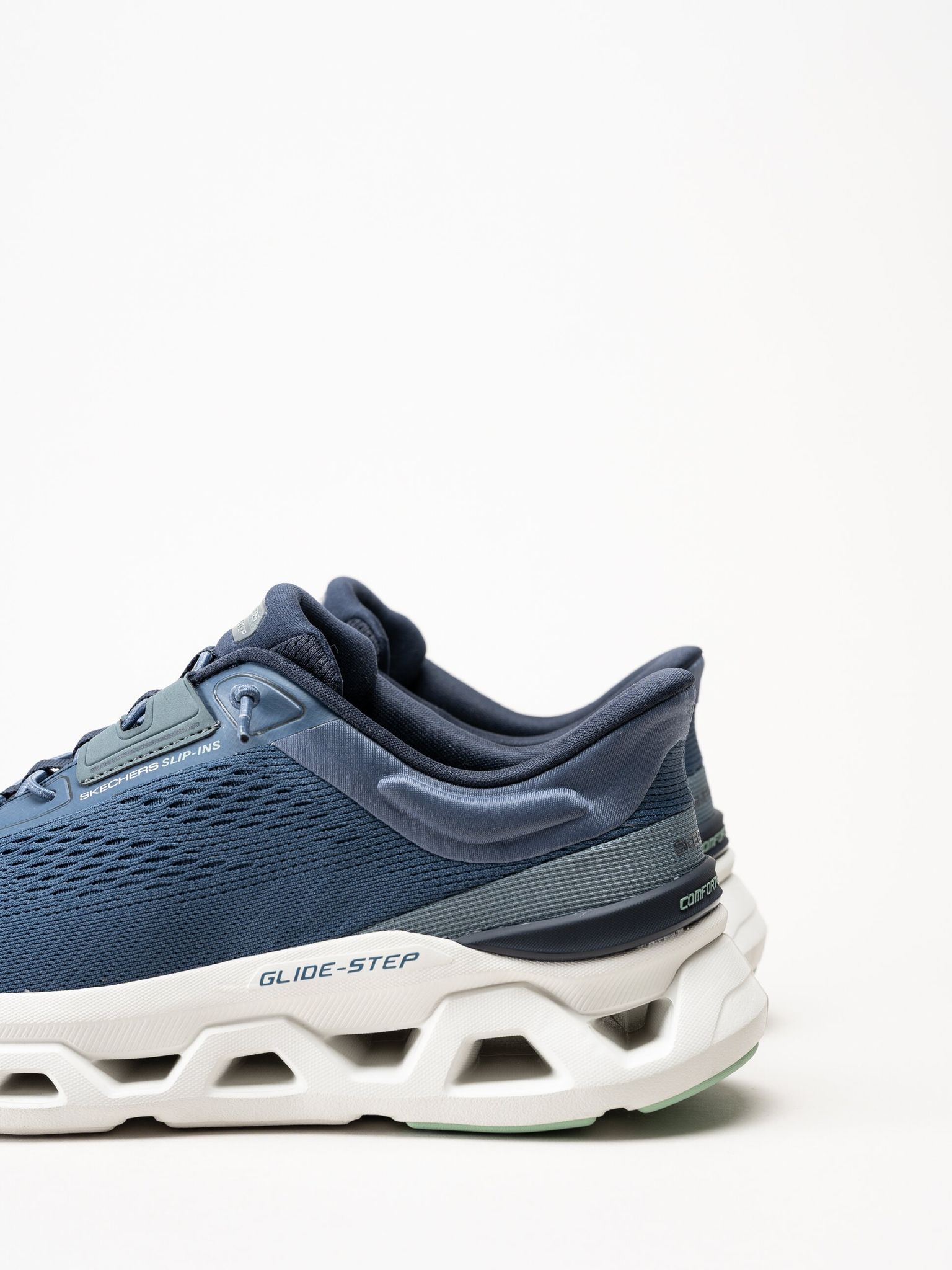 Skechers - Glide Step Altus - Marinblå sneakers i mesh