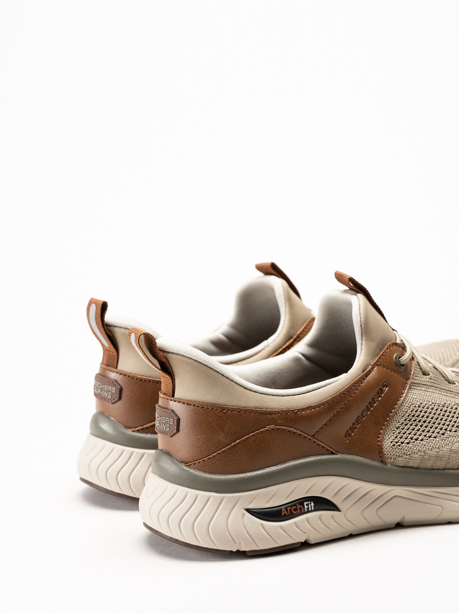 Skechers - Slip-Ins Relaxed Fit - Beige slip-ins sneakers i mesh