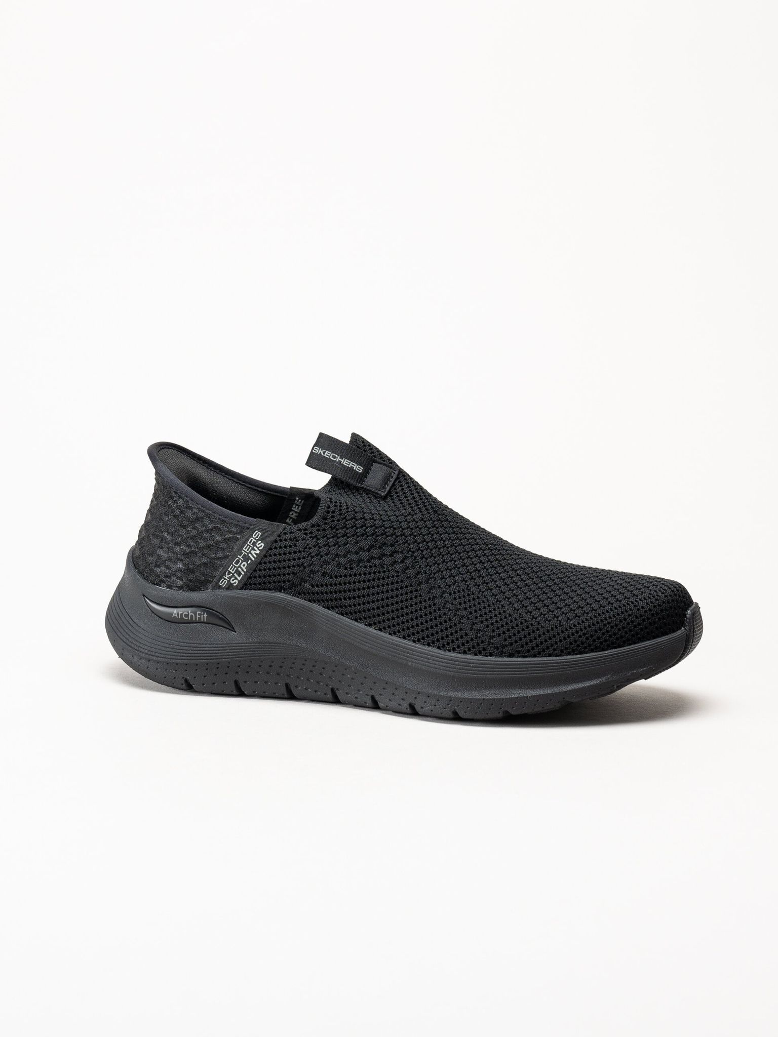 Skechers - Arch Fit 2.0 Crayn - Svarta slip-ins sneakers i mesh