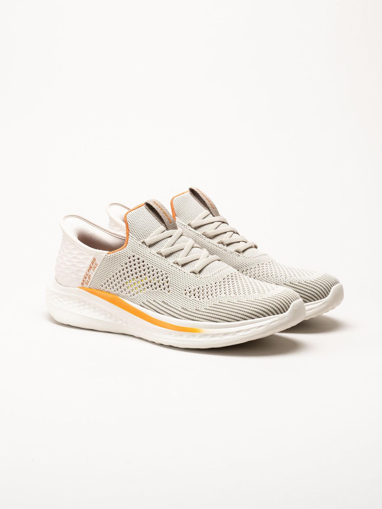 Skechers - Relaxed Fit - Beige slip-ins sneakers
