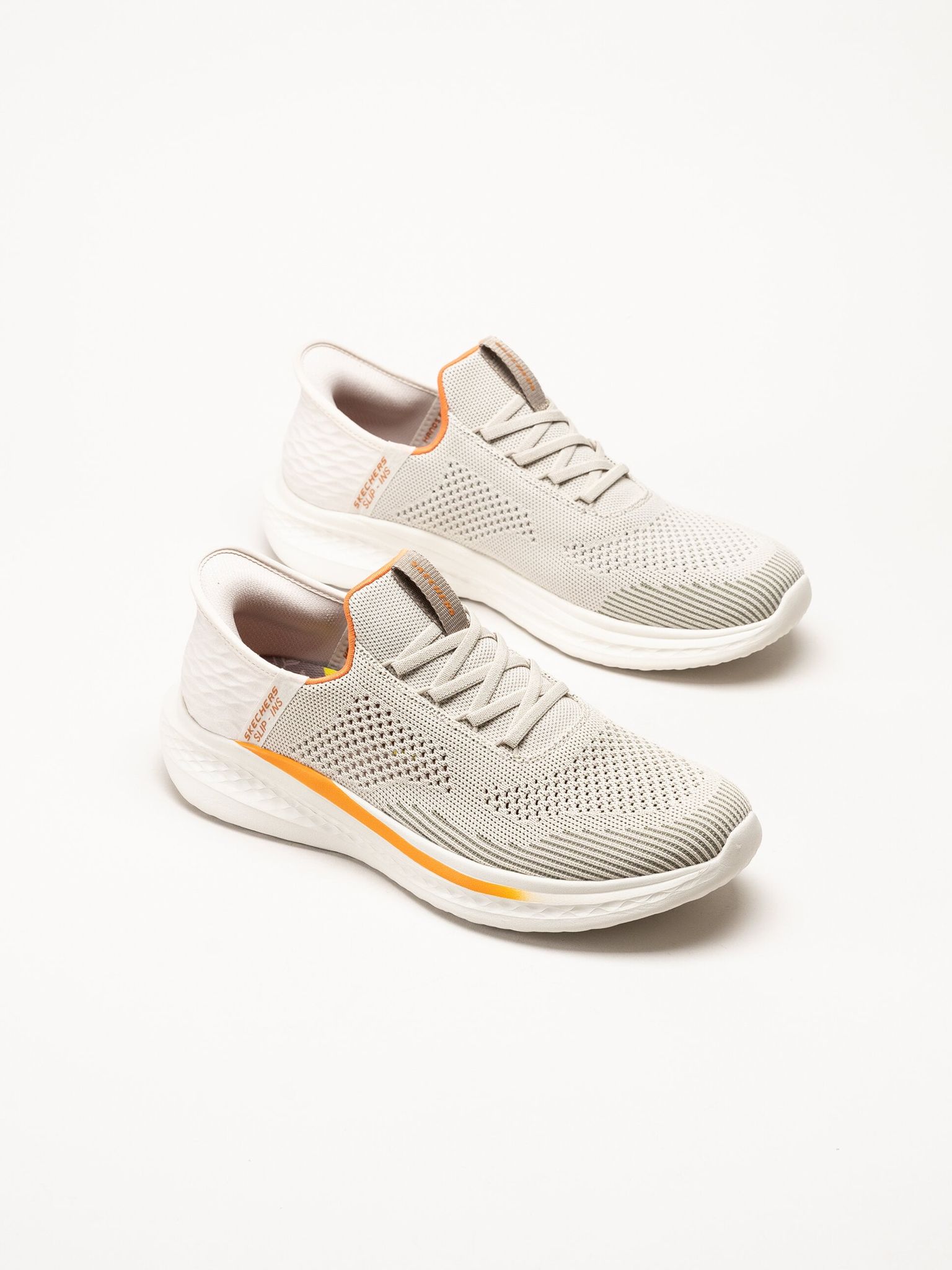 Skechers - Relaxed Fit - Beige slip-ins sneakers