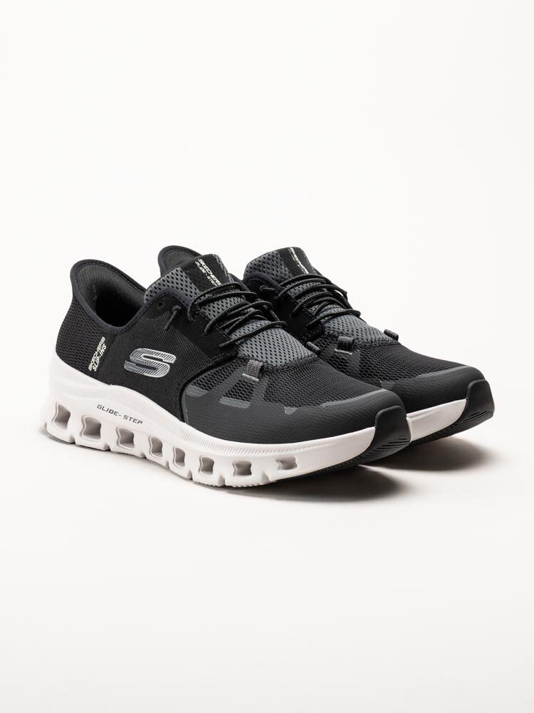 Skechers - Glide Step Pro - Svarta slip-ins sneakers i textil
