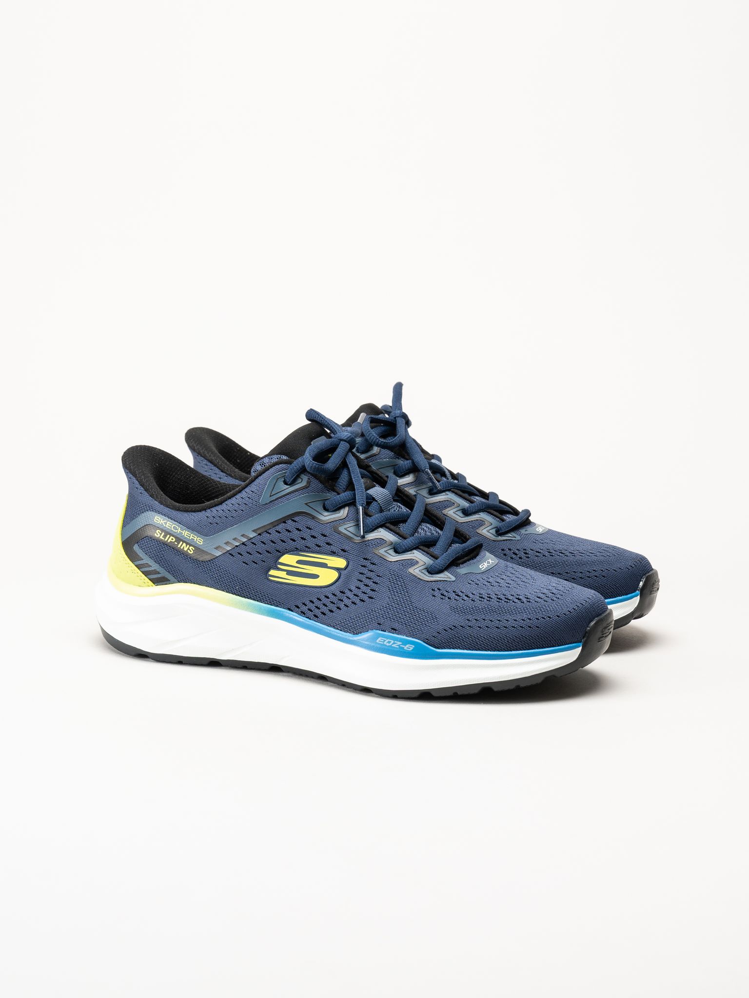 Skechers - Equalizer 6.0 - Marinblå slip ins sneakers i mesh