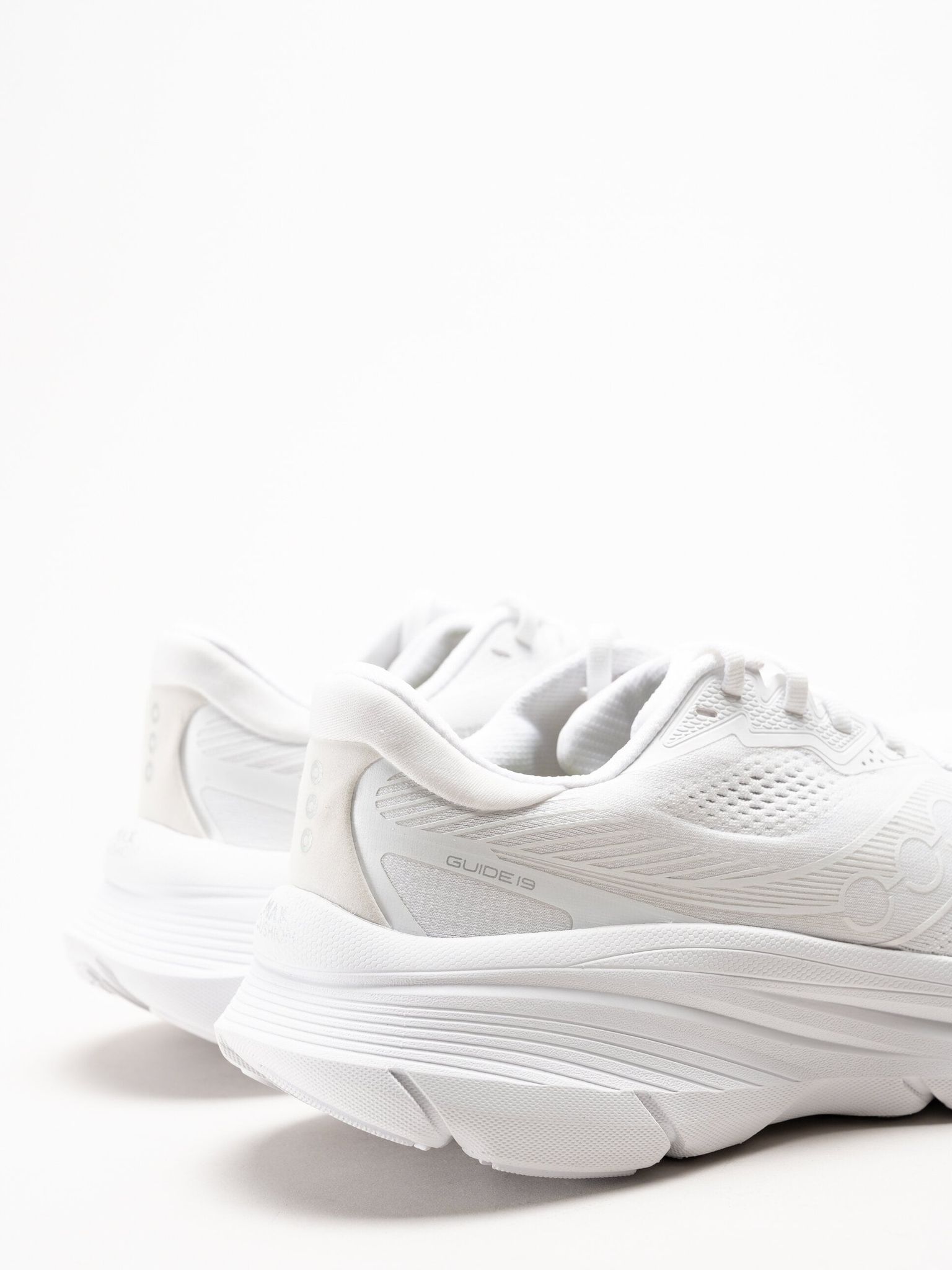 Saucony Original - Guide 19 - Vita sneakers i textil