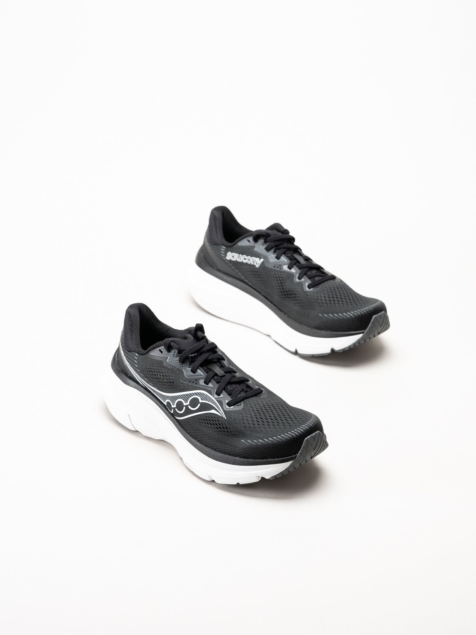 Saucony Original - Guide 19 - Svarta sneakers i textil
