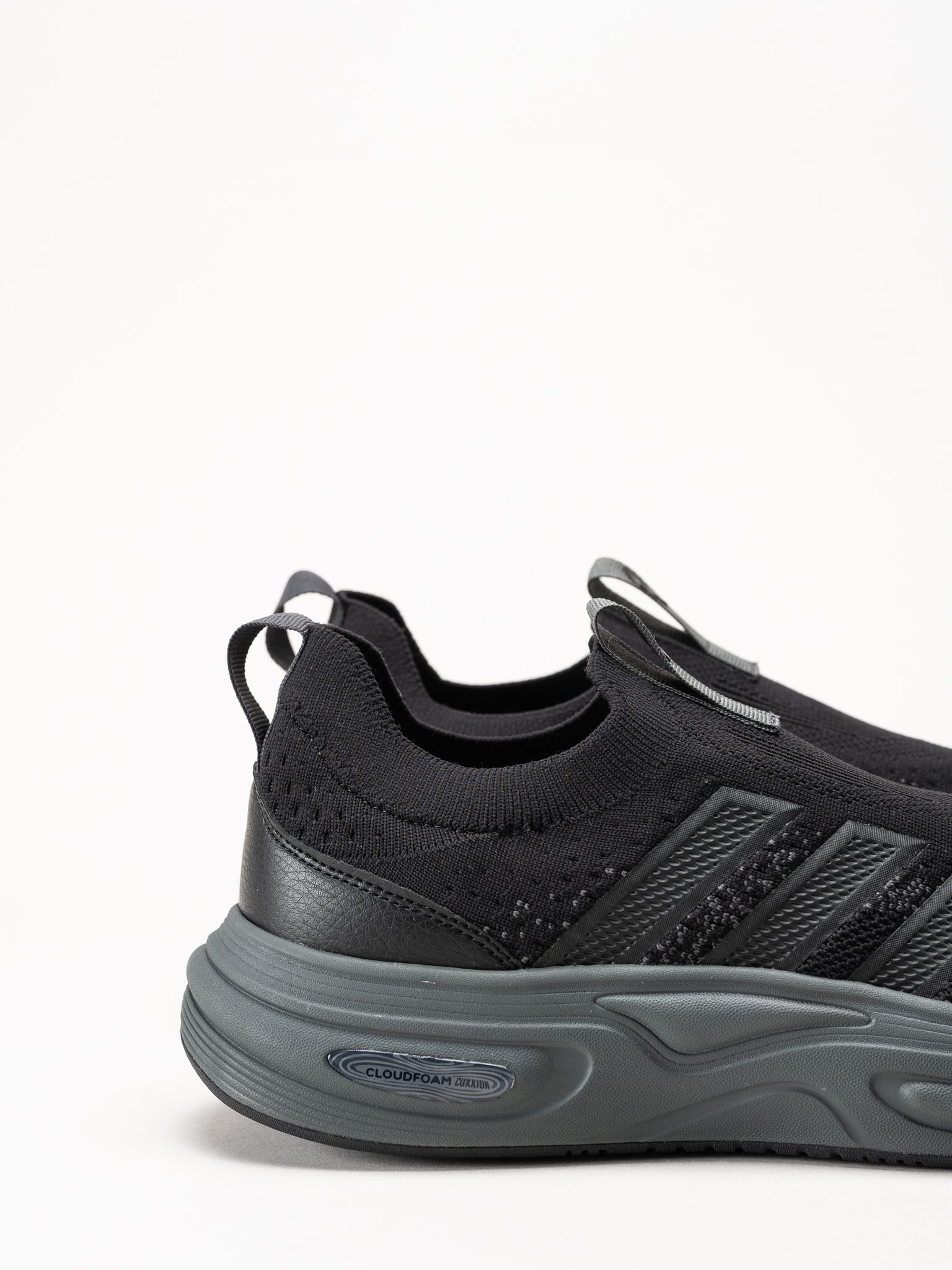 Adidas - Svarta sneakers