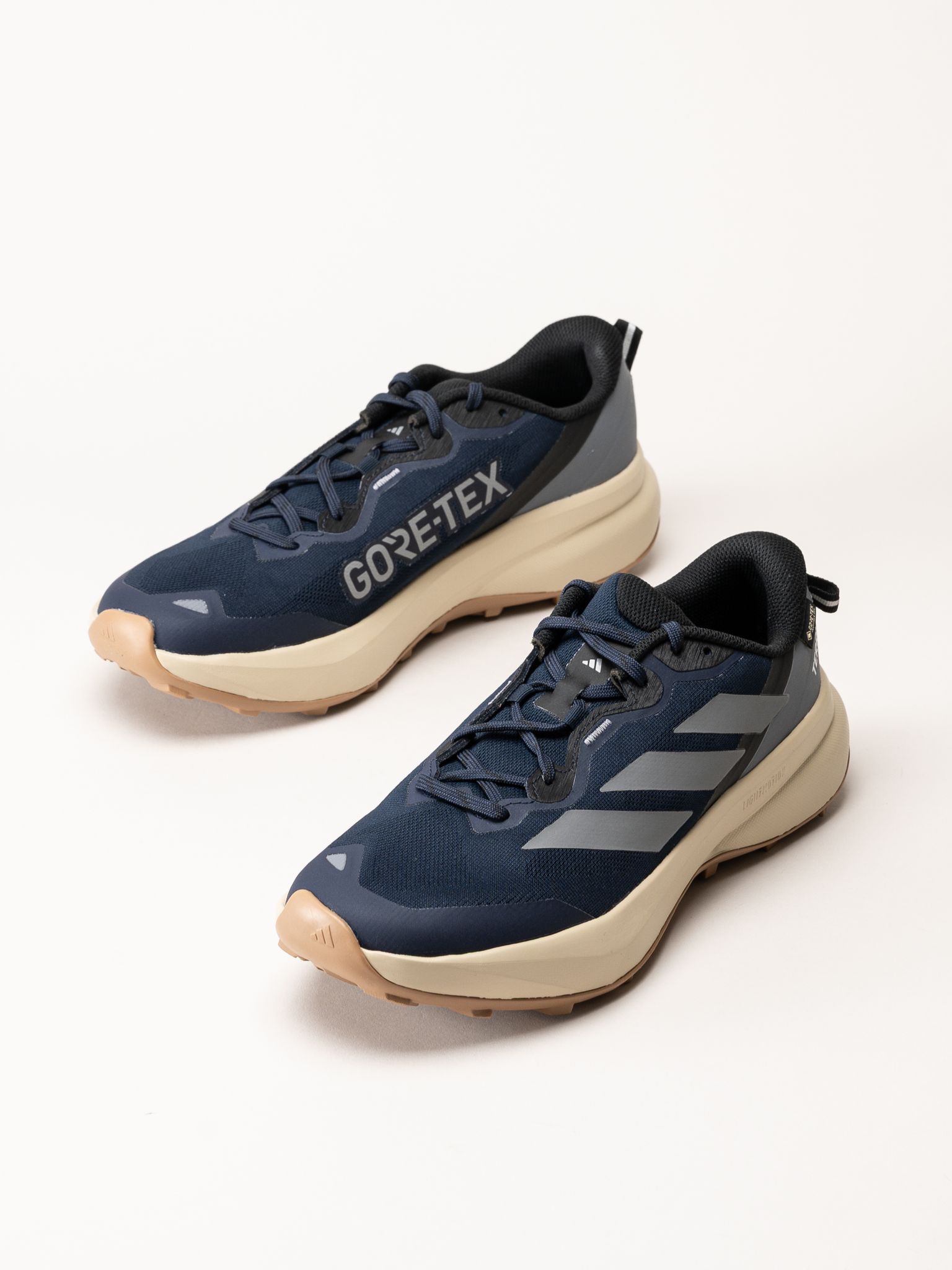 Adidas - Terrex Tracefinder Plus - Blå sneakers