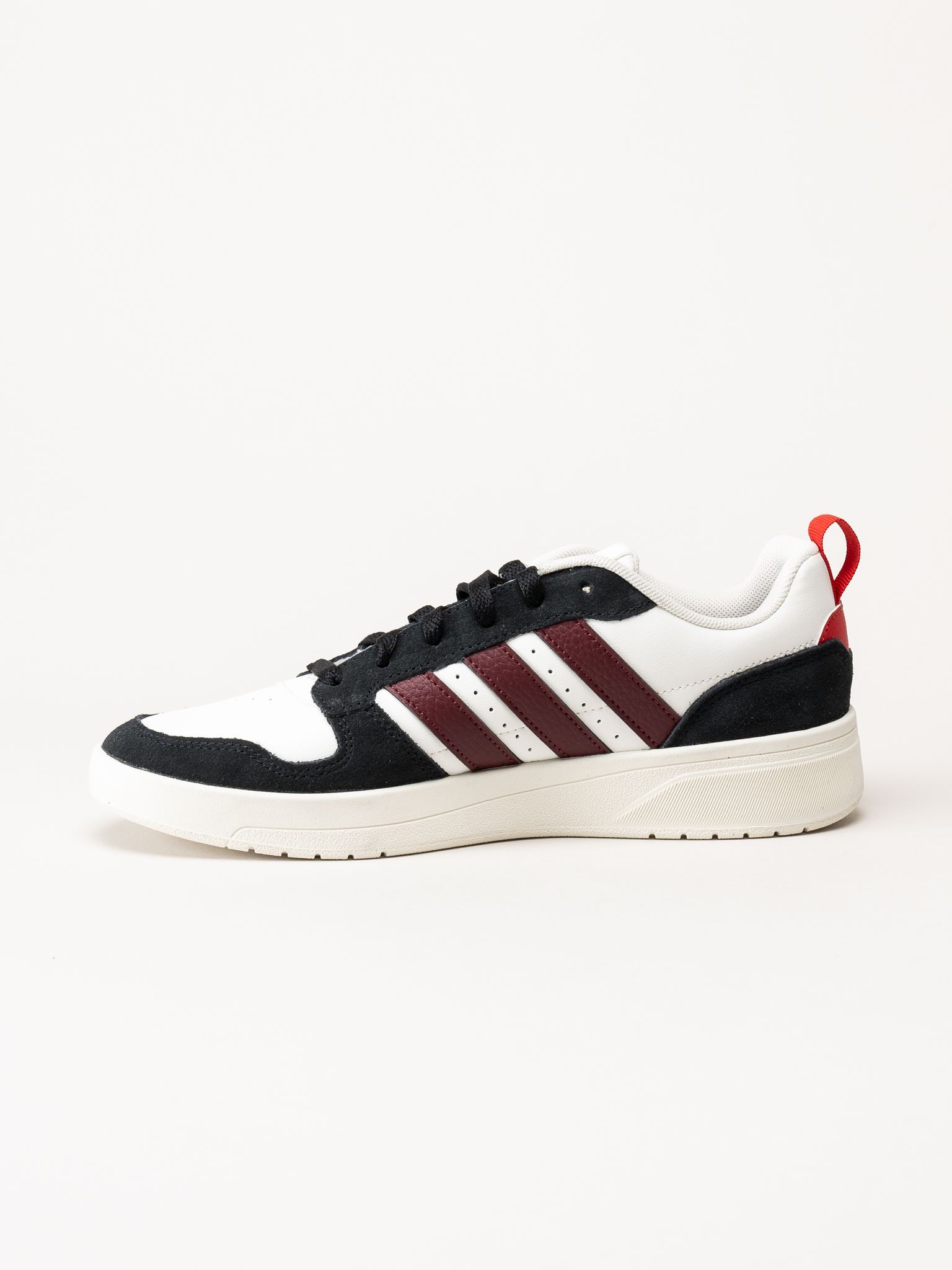 Adidas - Courtwave - Vita sneakers