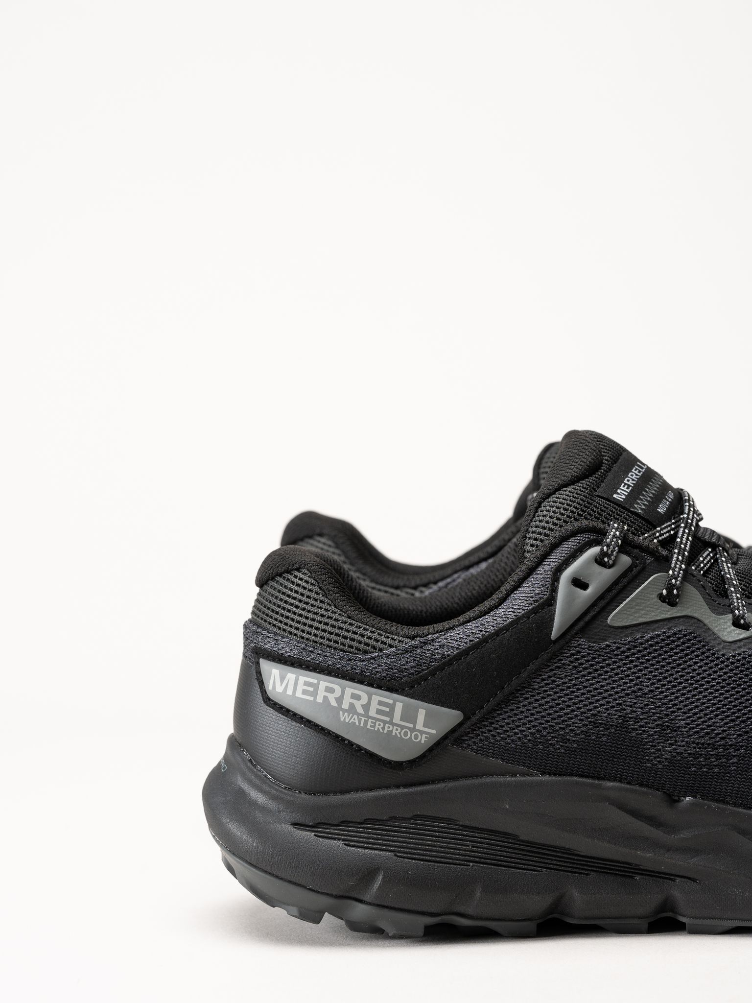 Merrell - Nova 4 - Svarta sneakers