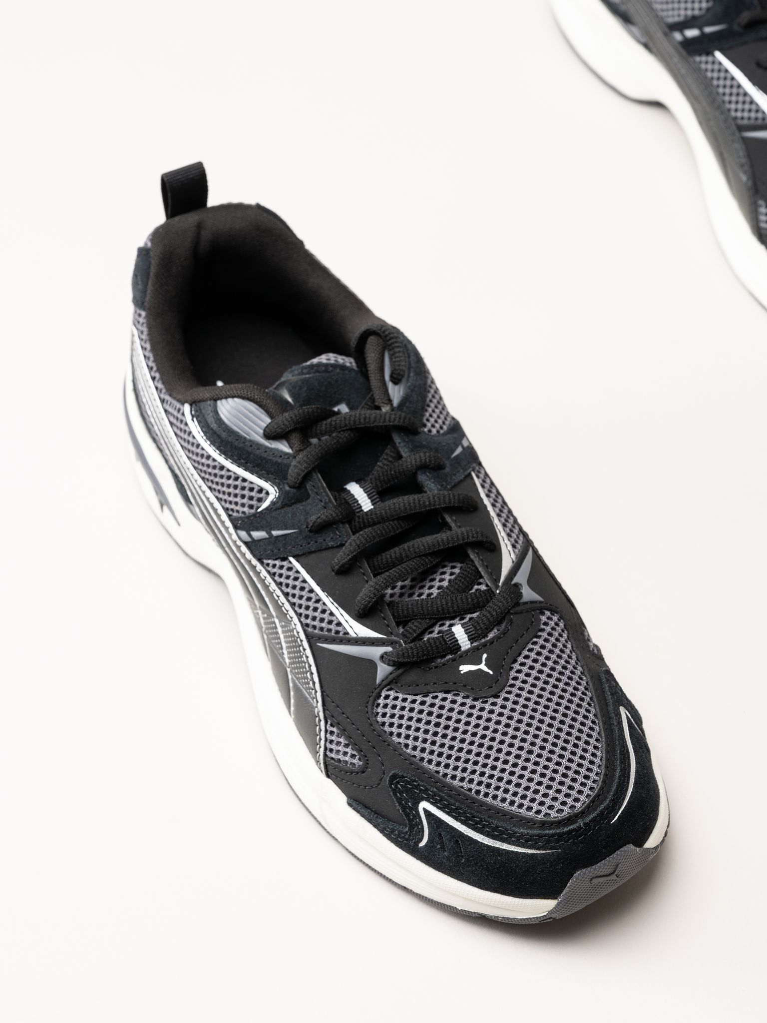 Puma - Milenio Tech 2000 - Svarta sneakers