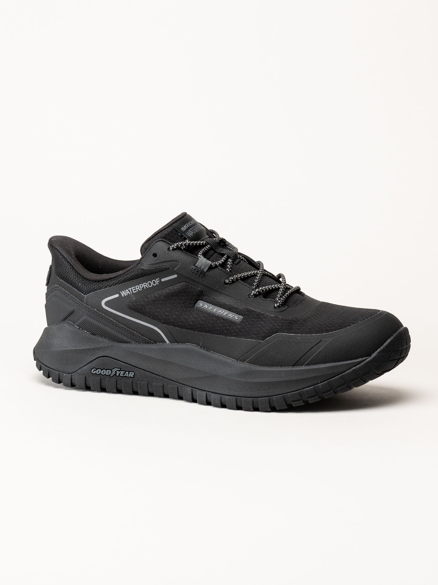 Skechers - Arch Fit Orvan Ultra - Talon - Svarta sneakers