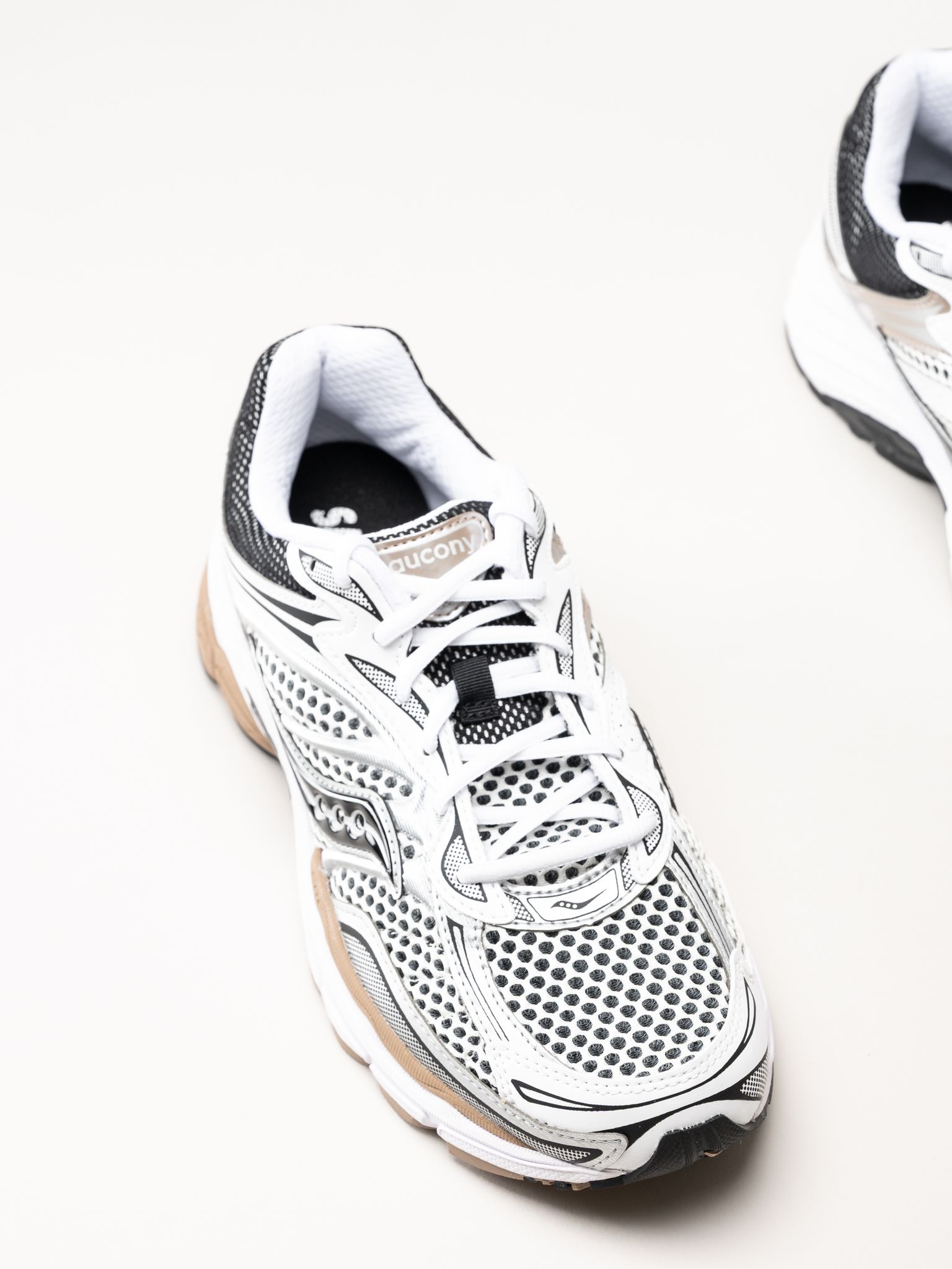 Saucony - Progrid Omni 9 - Vita sneakers