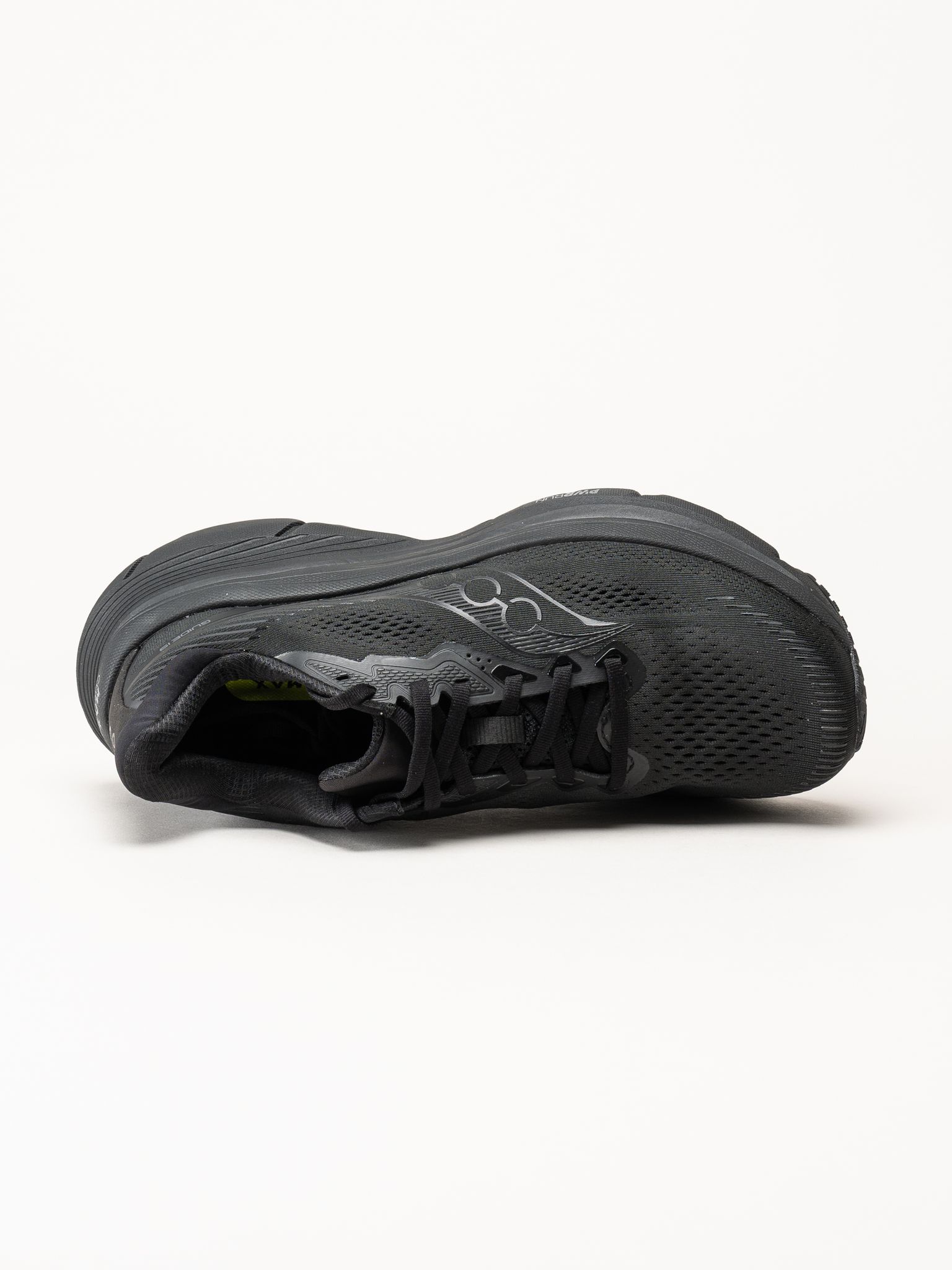 Saucony - Guide 19 - Svarta sneakers