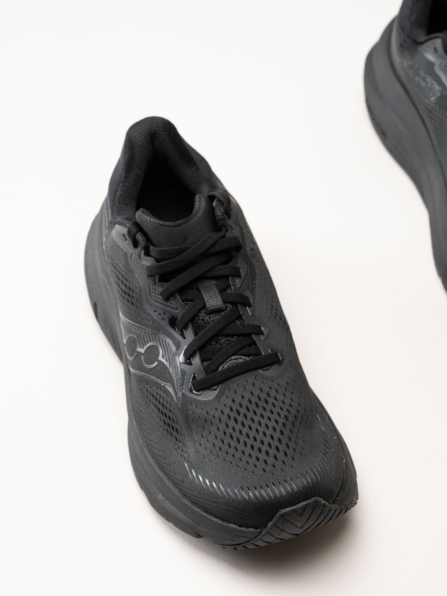 Saucony - Guide 19 - Svarta sneakers