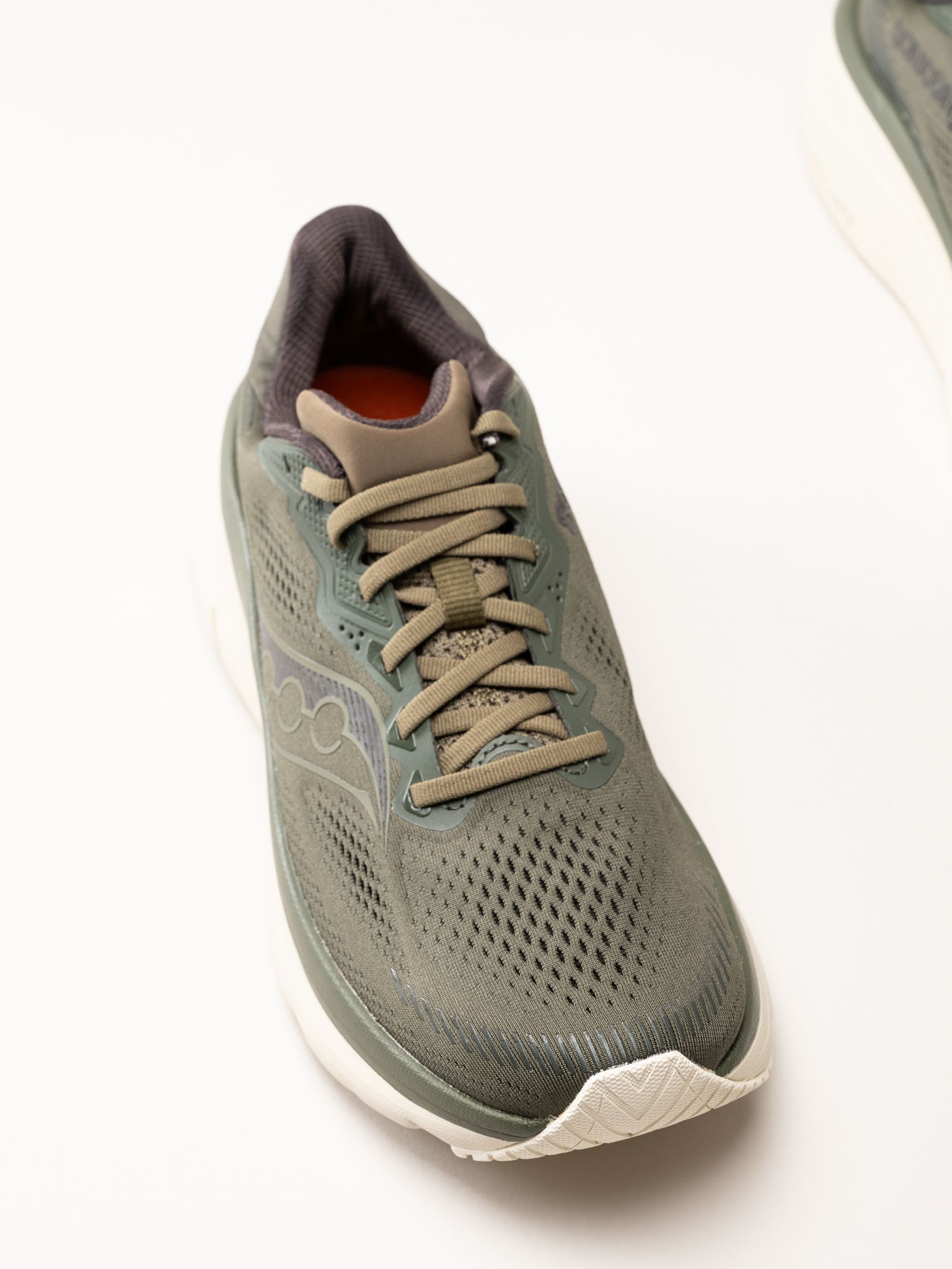 Saucony - Guide 19 - Gröna sneakers
