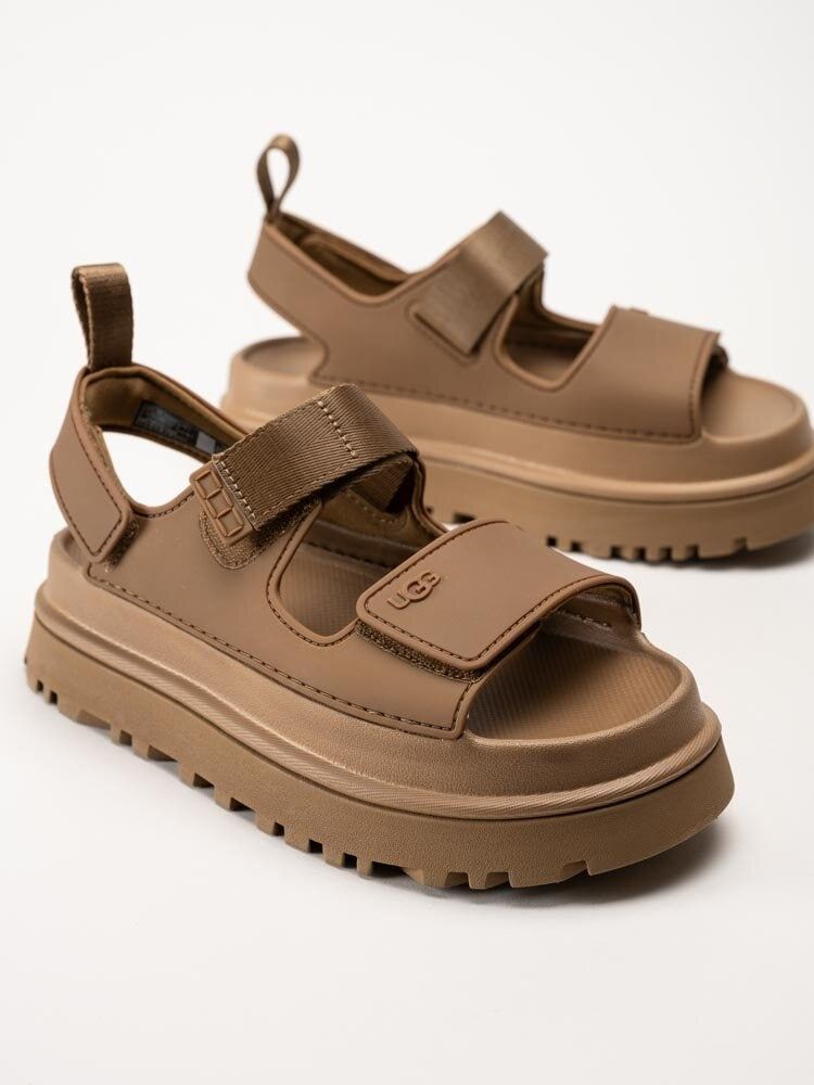 UGG - W GoldenGlow - Bruna platsåndaler