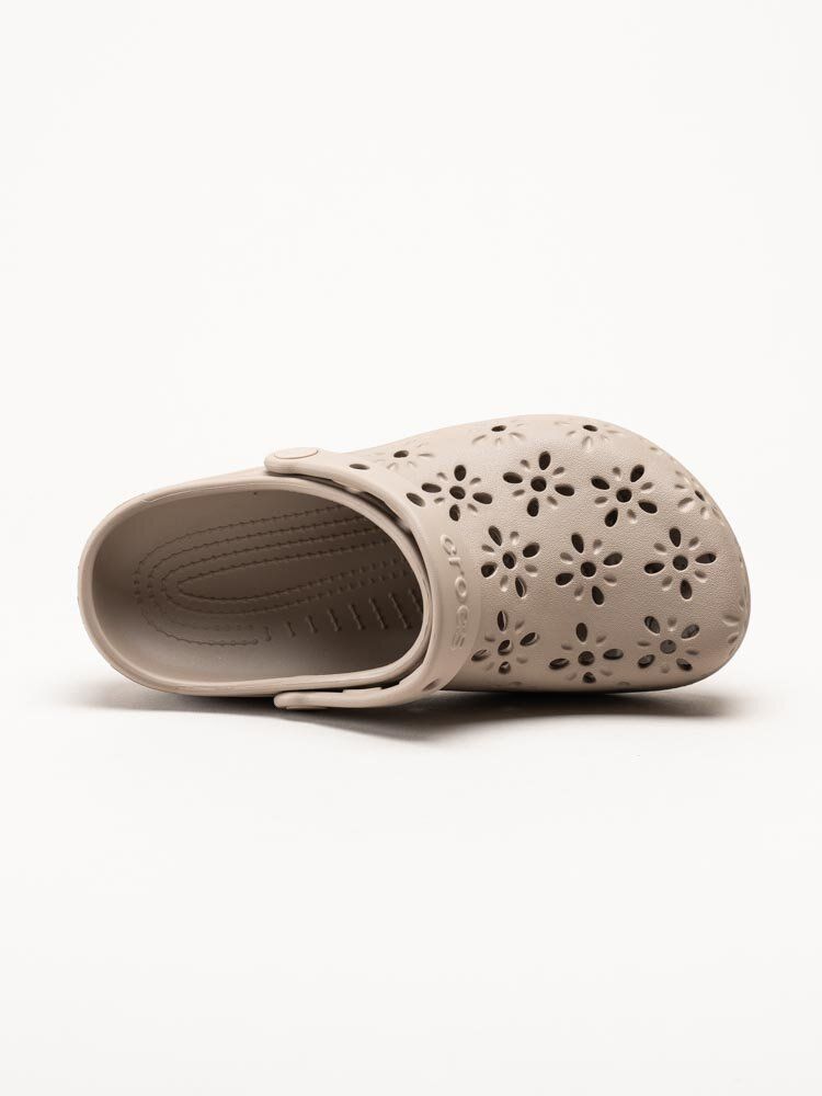 Crocs - Classic Floral Cut Out Clog - Bruna badtofflor