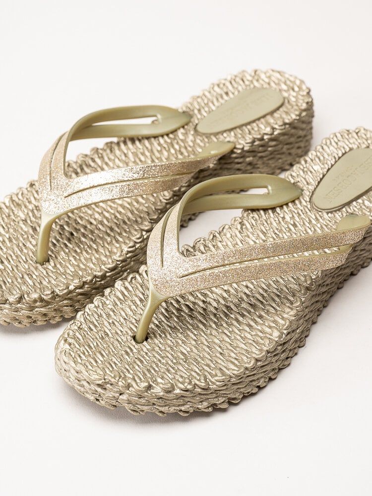 Ilse Jacobsen - Cheerful 13 - Guldfärgade flip flop med glitterremmar