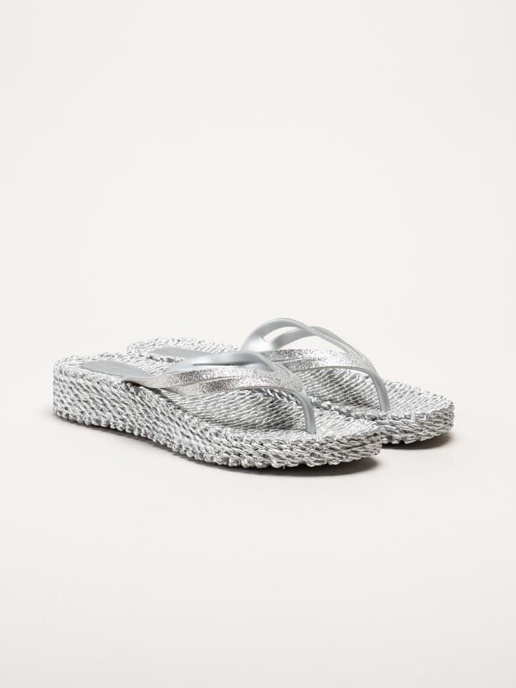 Ilse Jacobsen - Cheerful 13 - Silverfärgade flip flop med glitterremmar