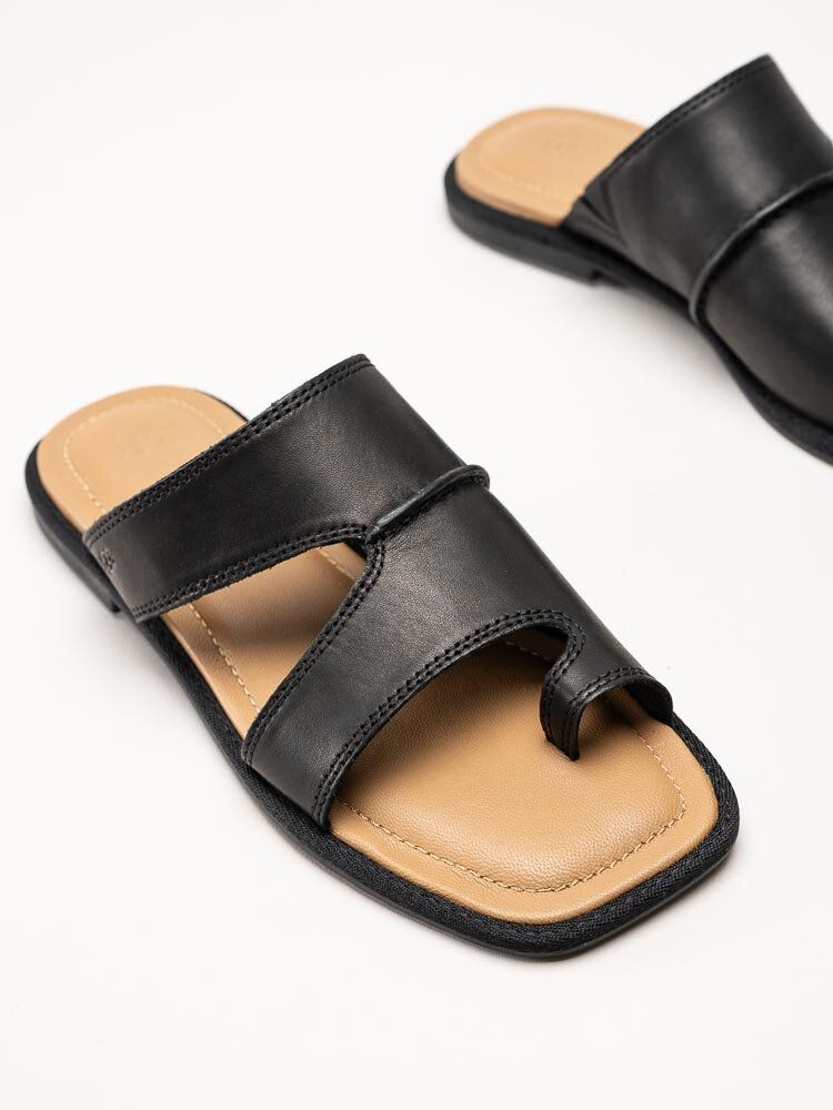 UGG - W Matira - Svarta slip in sandaler i skinn