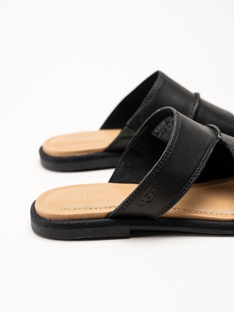UGG - W Matira - Svarta slip in sandaler i skinn