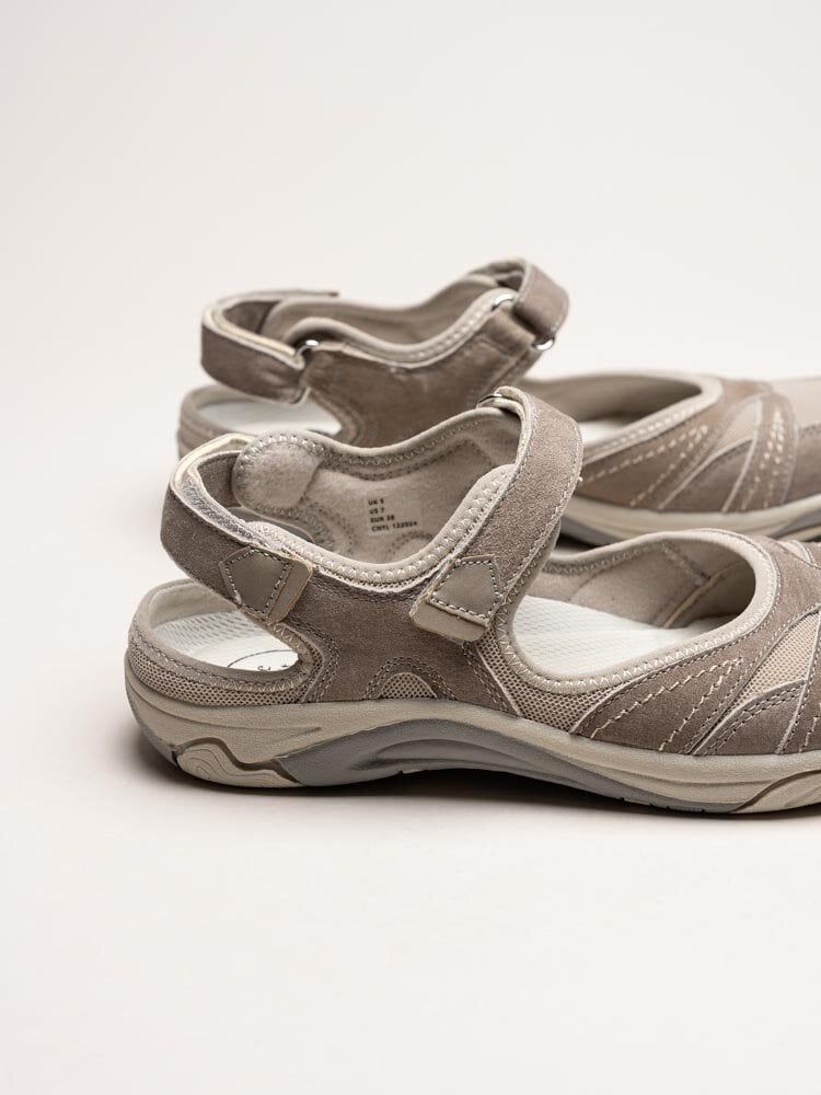 Axelda - Brylee - Beige sandaler i mocka och textil