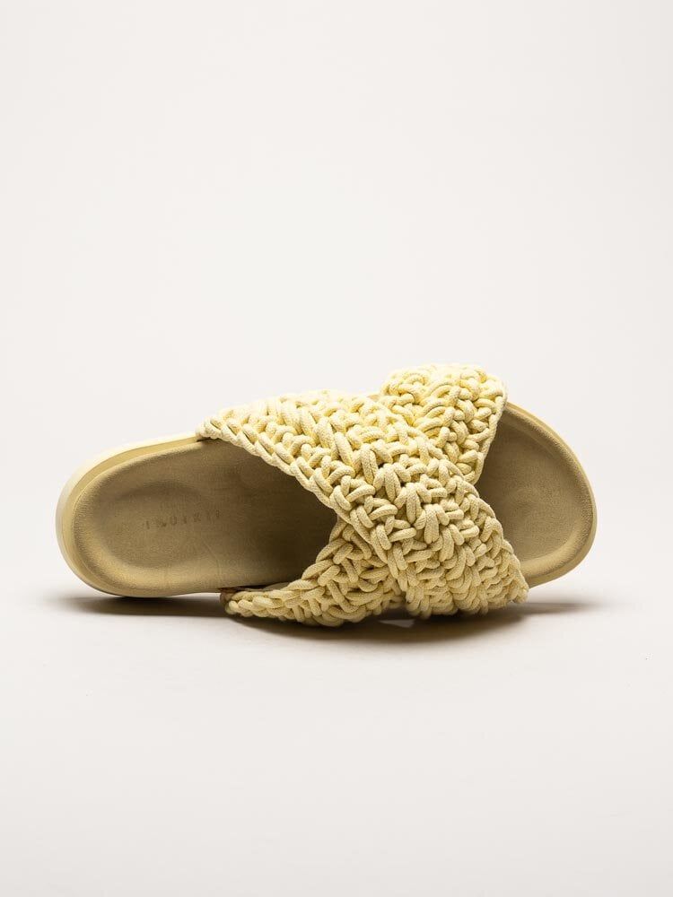 Inuikii - Woven - Gula grovt virkade sandaler