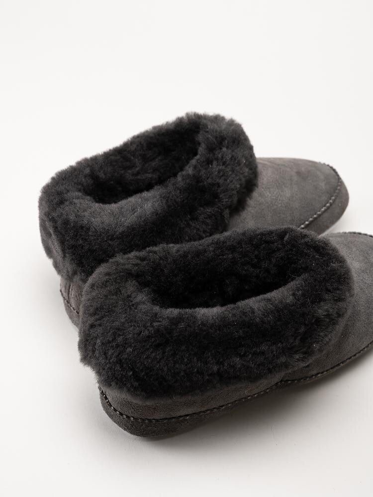Shepherd - Emmy - Mörkgrå slip on fårskinnstofflor