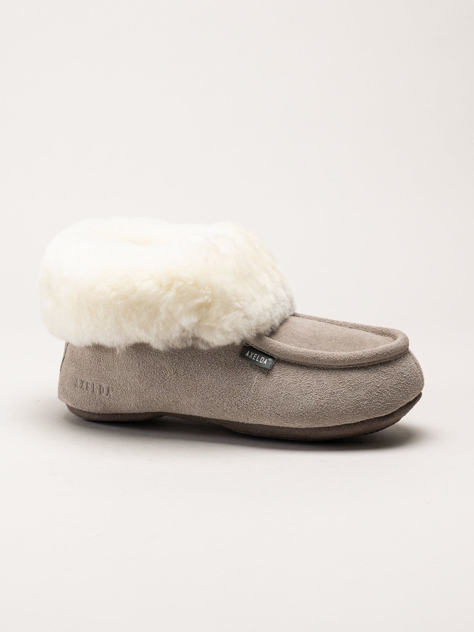 Axelda - London - Ljusgrå fårskinnsfodrade toffor
