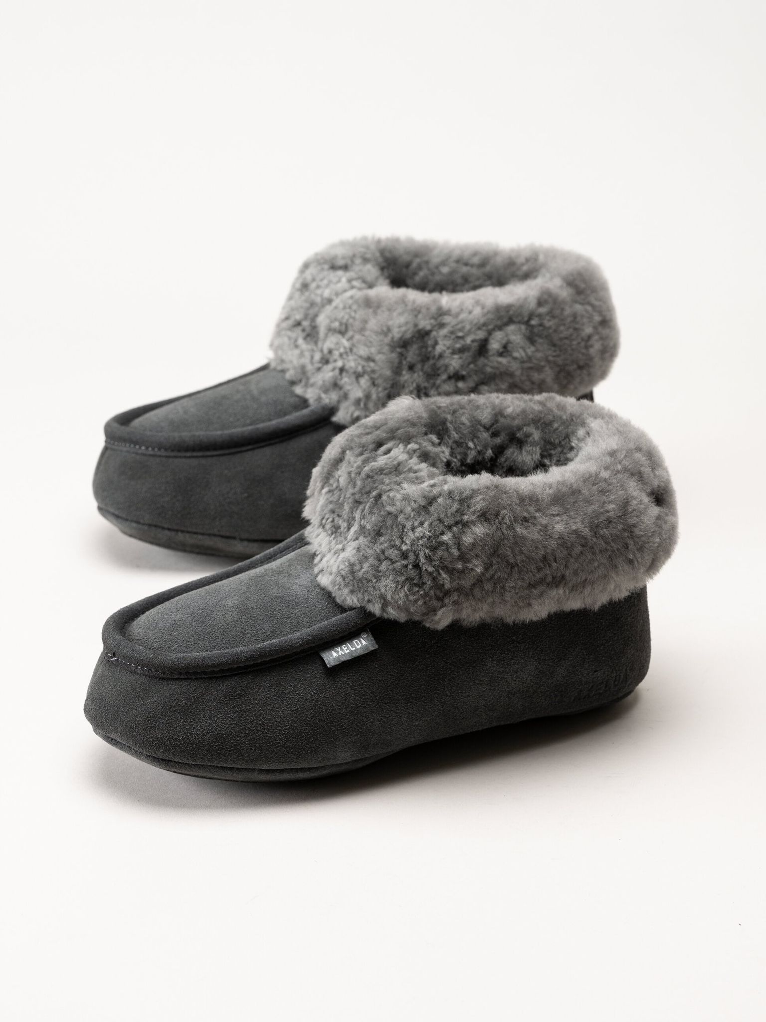 Axelda - London - Mörkgrå fårskinnsfodrade tofflor