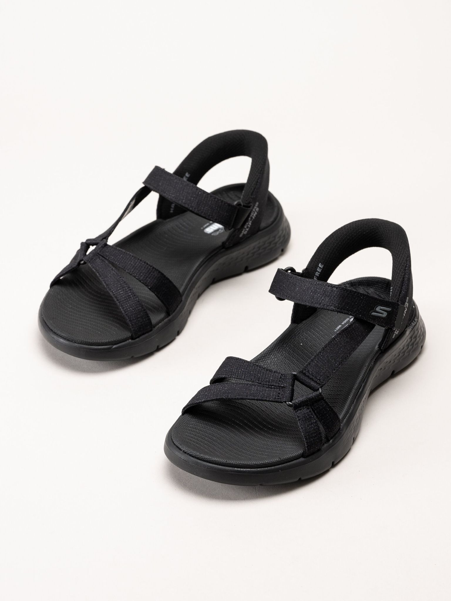 Skechers - Go Walk Flex Sandal - Svarta slip in sandaler