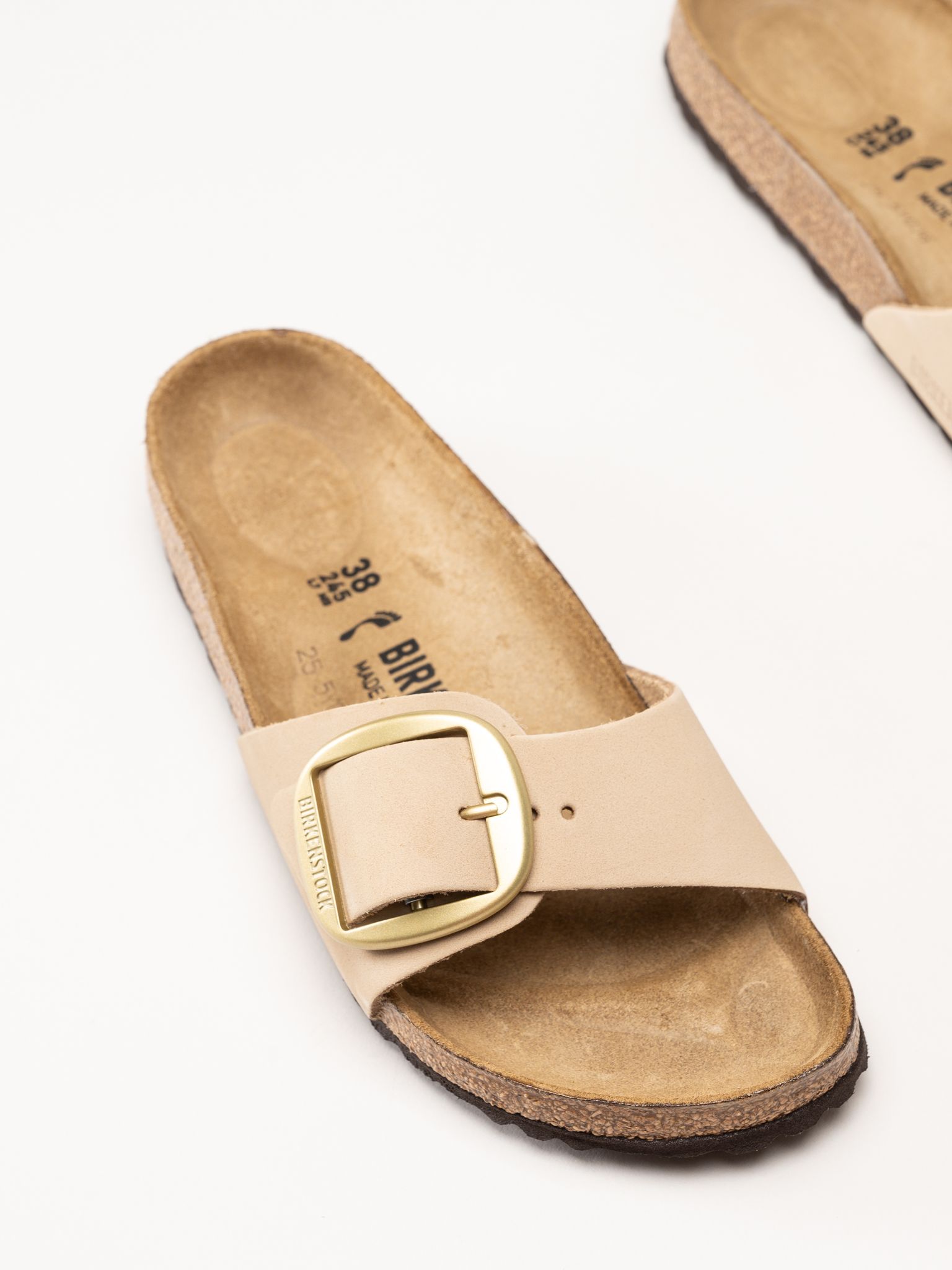 Birkenstock - Madrid Big Buckle - Beige sandaler
