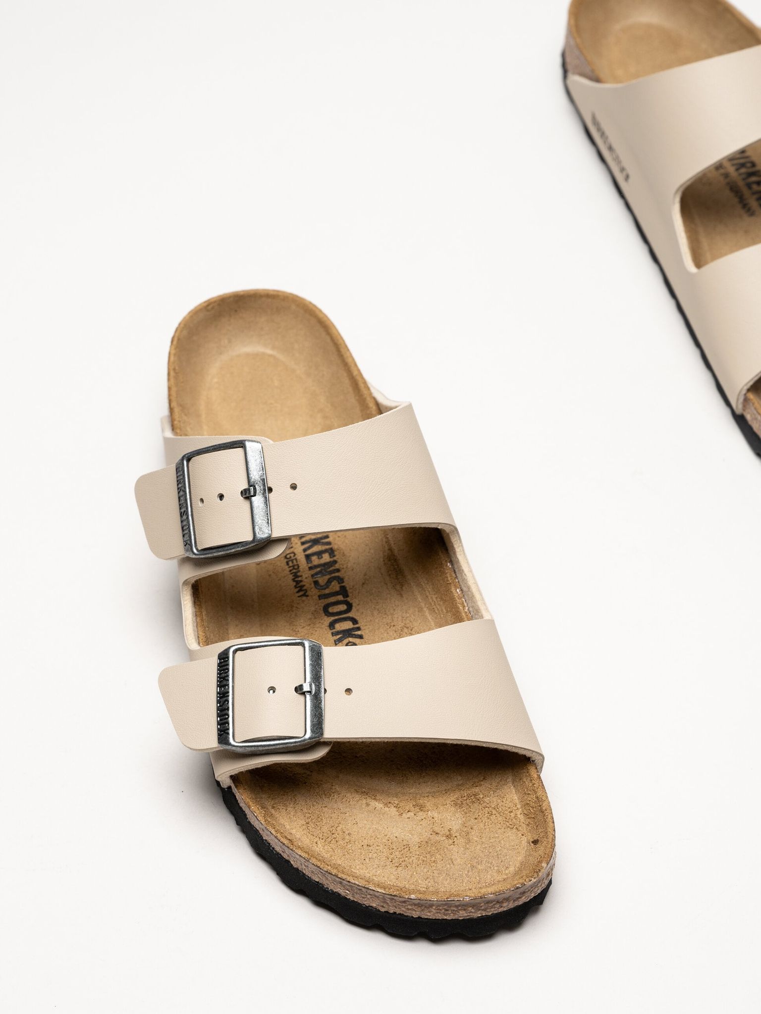 Birkenstock - Arizona Birko-Flor - Beige slip in sandaler