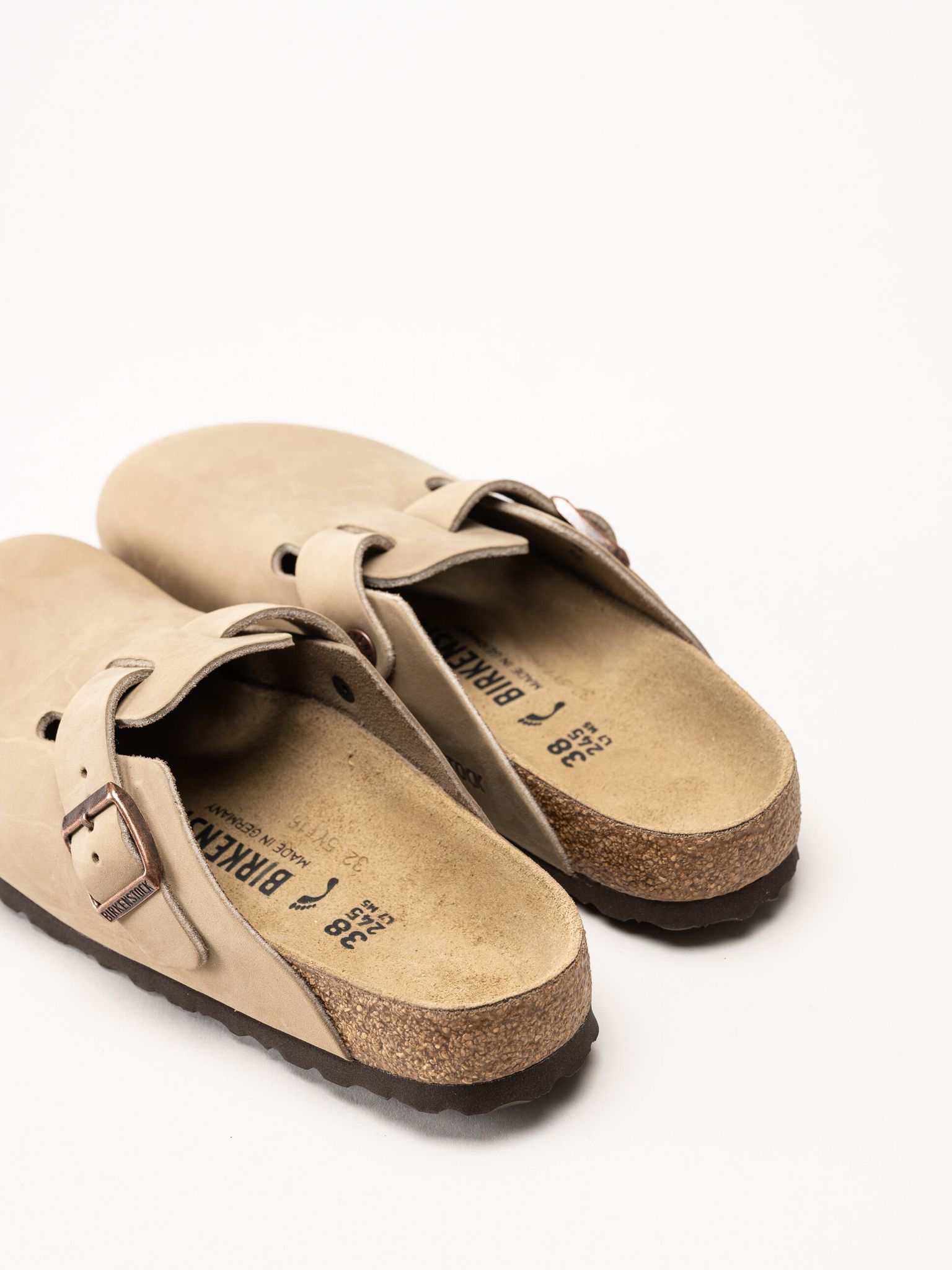 Birkenstock - Boston - Beige slip-in sandaler i oljad nubuck