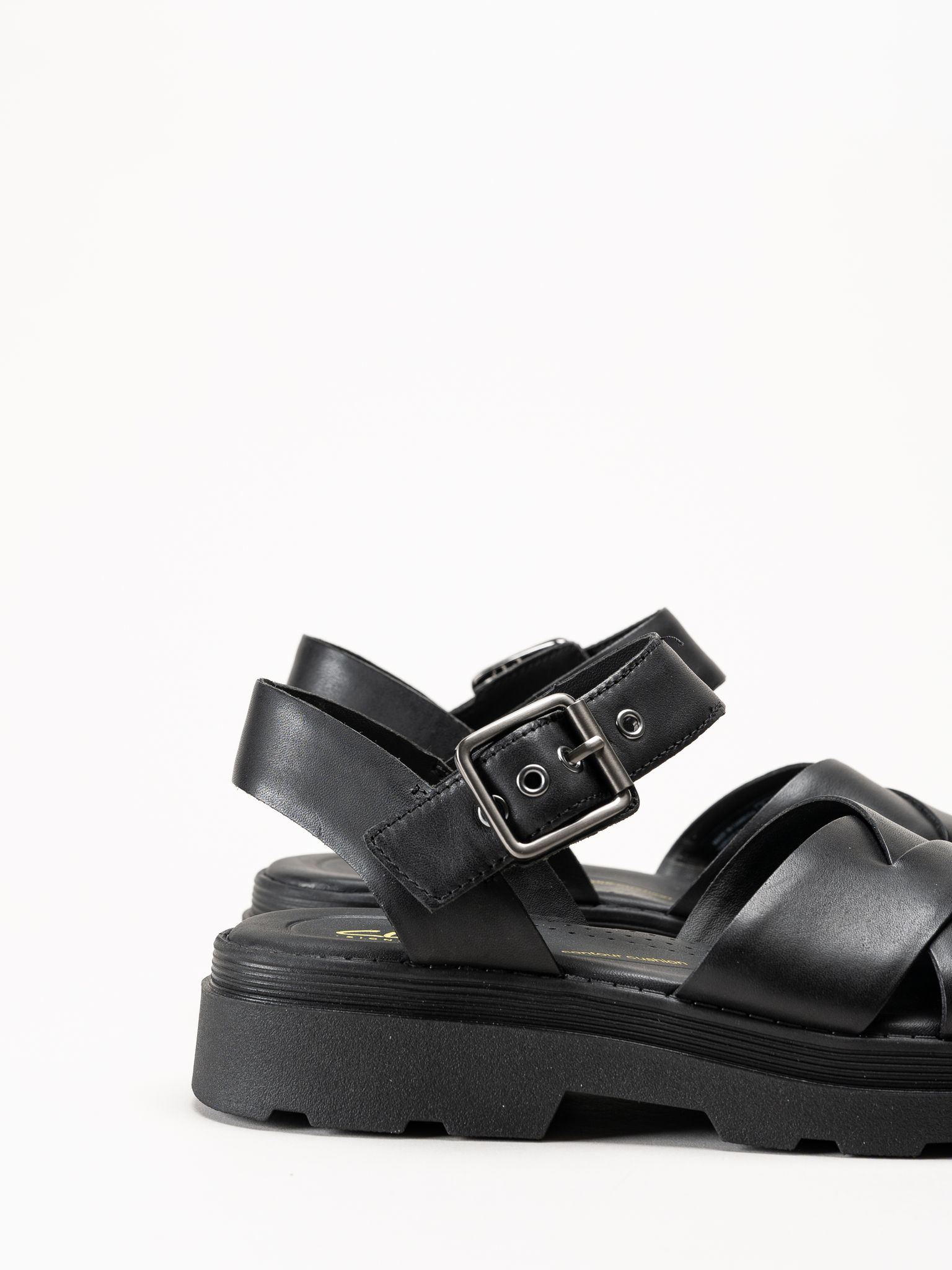 Clarks - Orinoco3 Cross - Svarta sandaler i skinn