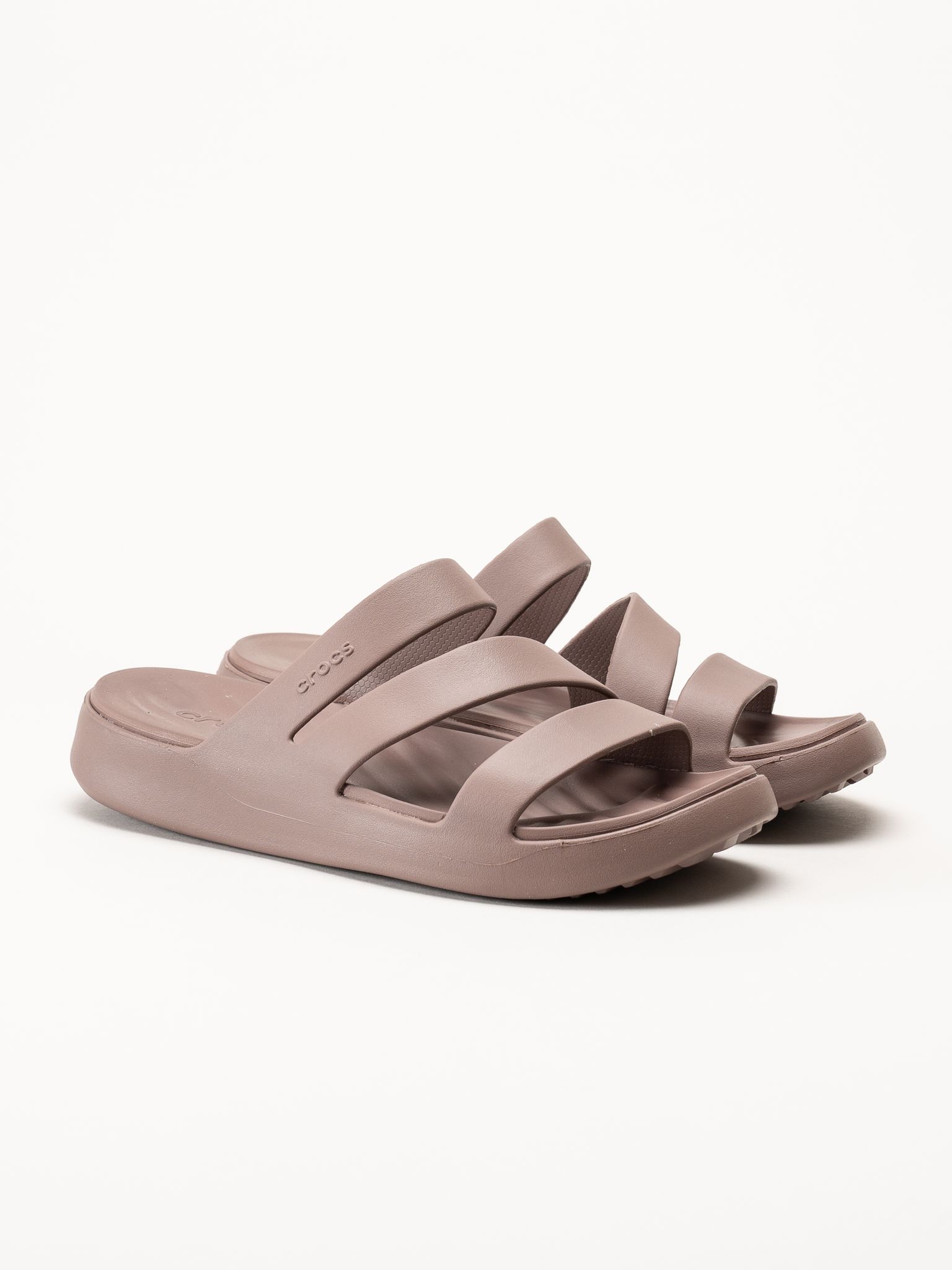 Crocs - Getaway Strappy - Bruna sandaler