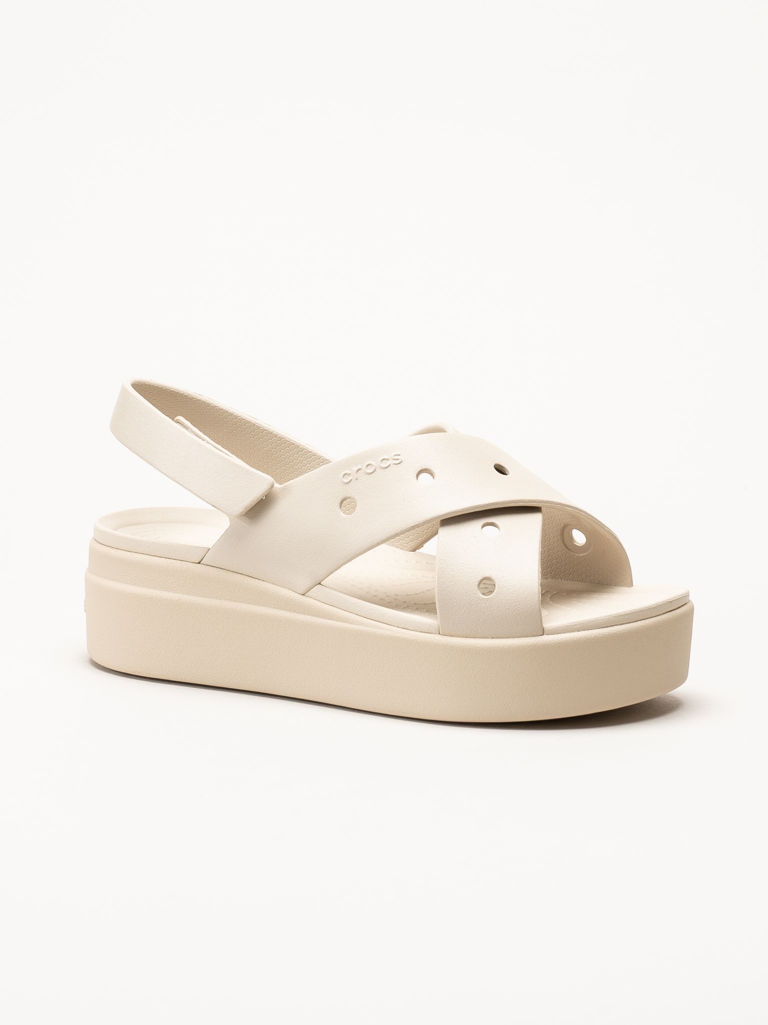 Crocs - Brooklyn - Ljusbeige platåsandaler