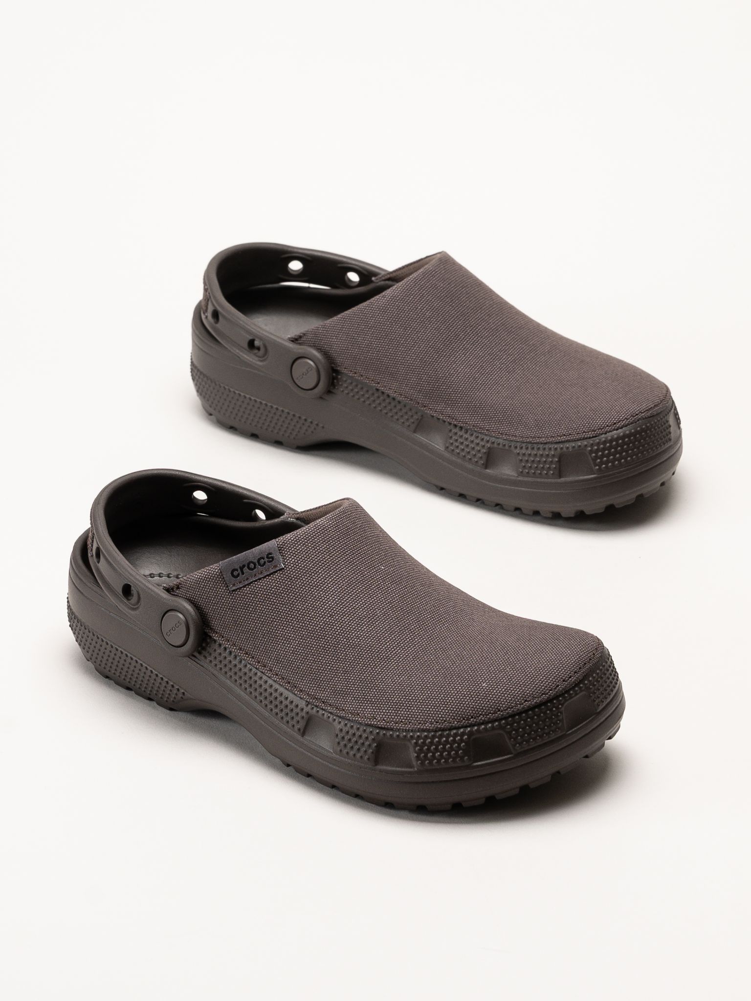Crocs - Classic Crafted Clog - Mörkbruna slip in tofflor