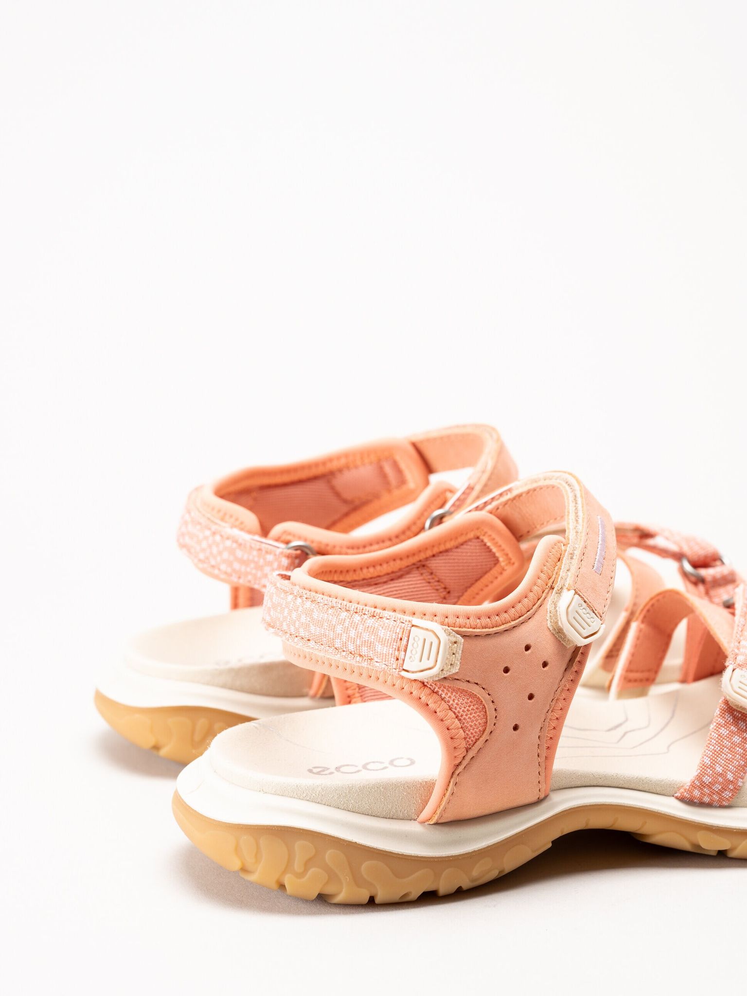 Ecco - Offroad Roam W Lea - Korallrosa sandaler i nubuck