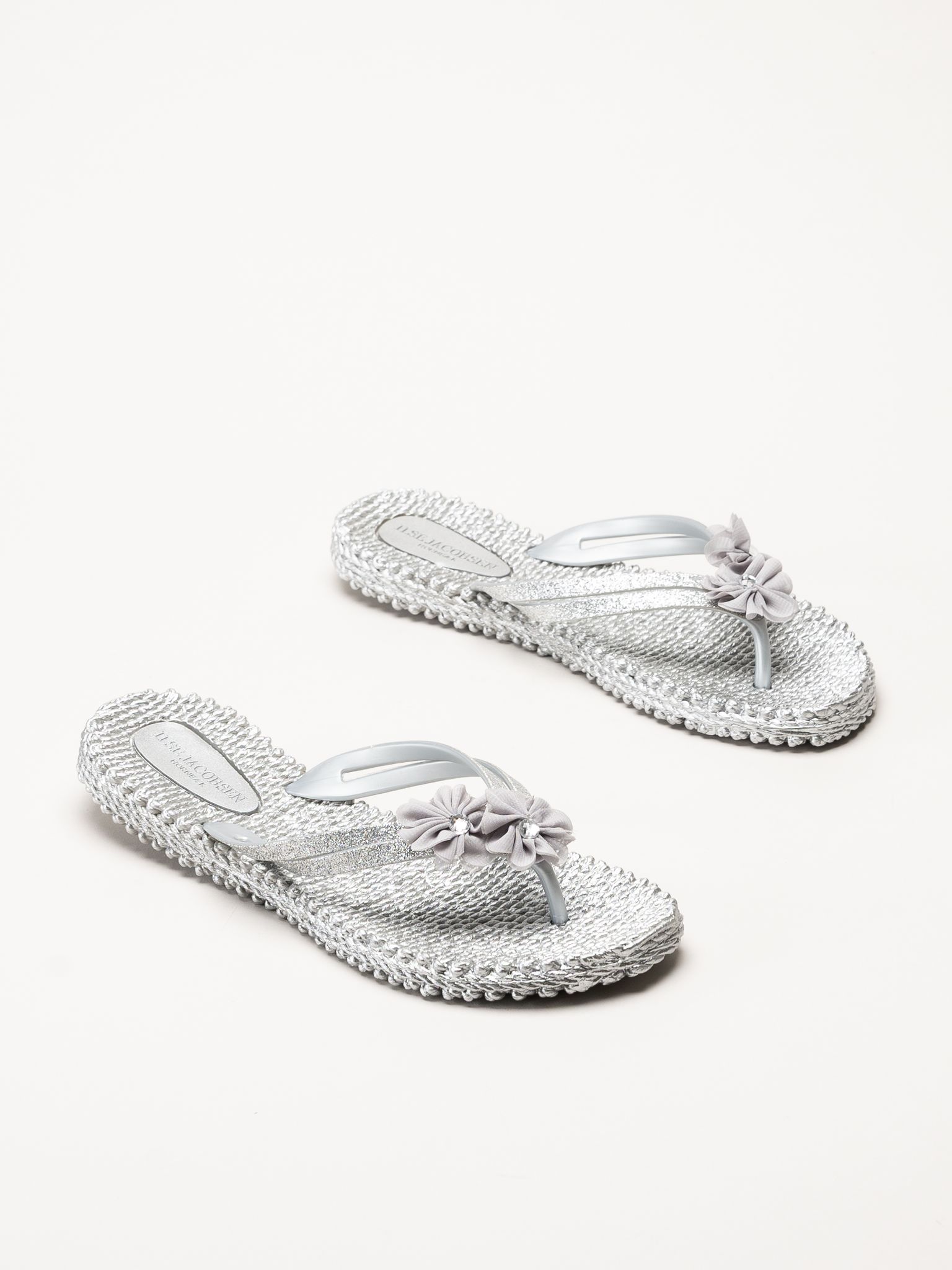 Ilse Jacobsen - Cheerful18F - Silverfärgade flip flops