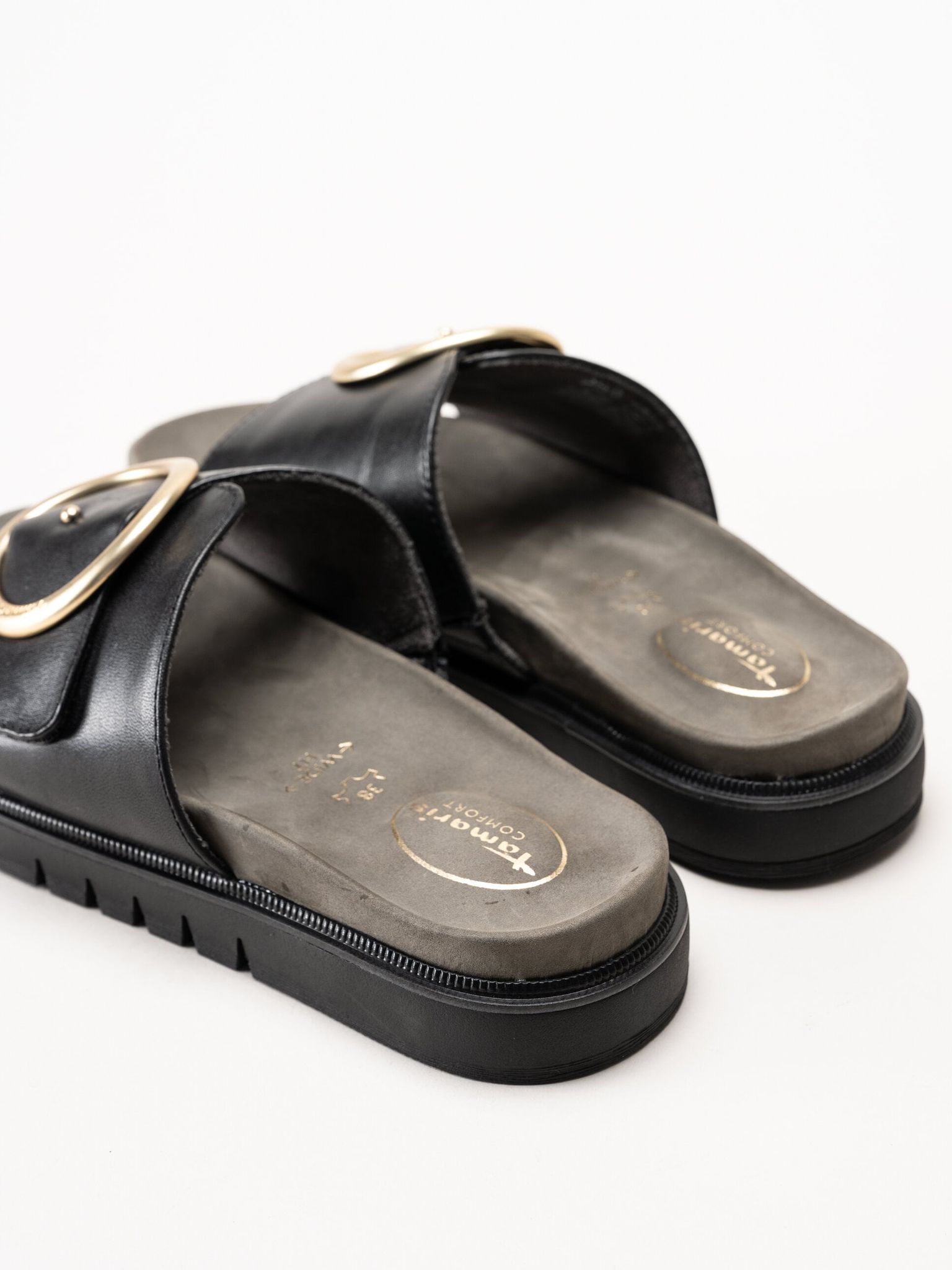 Tamaris - Svarta sandaler i skinn