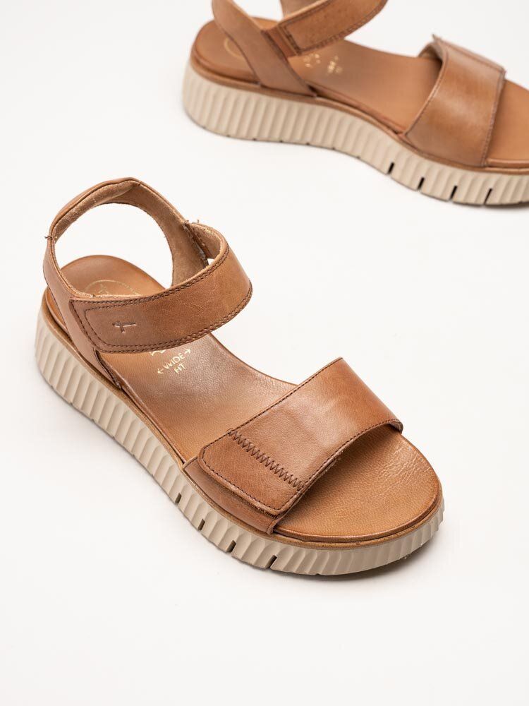 Tamaris - Wide fit - Bruna sandaler i skinn